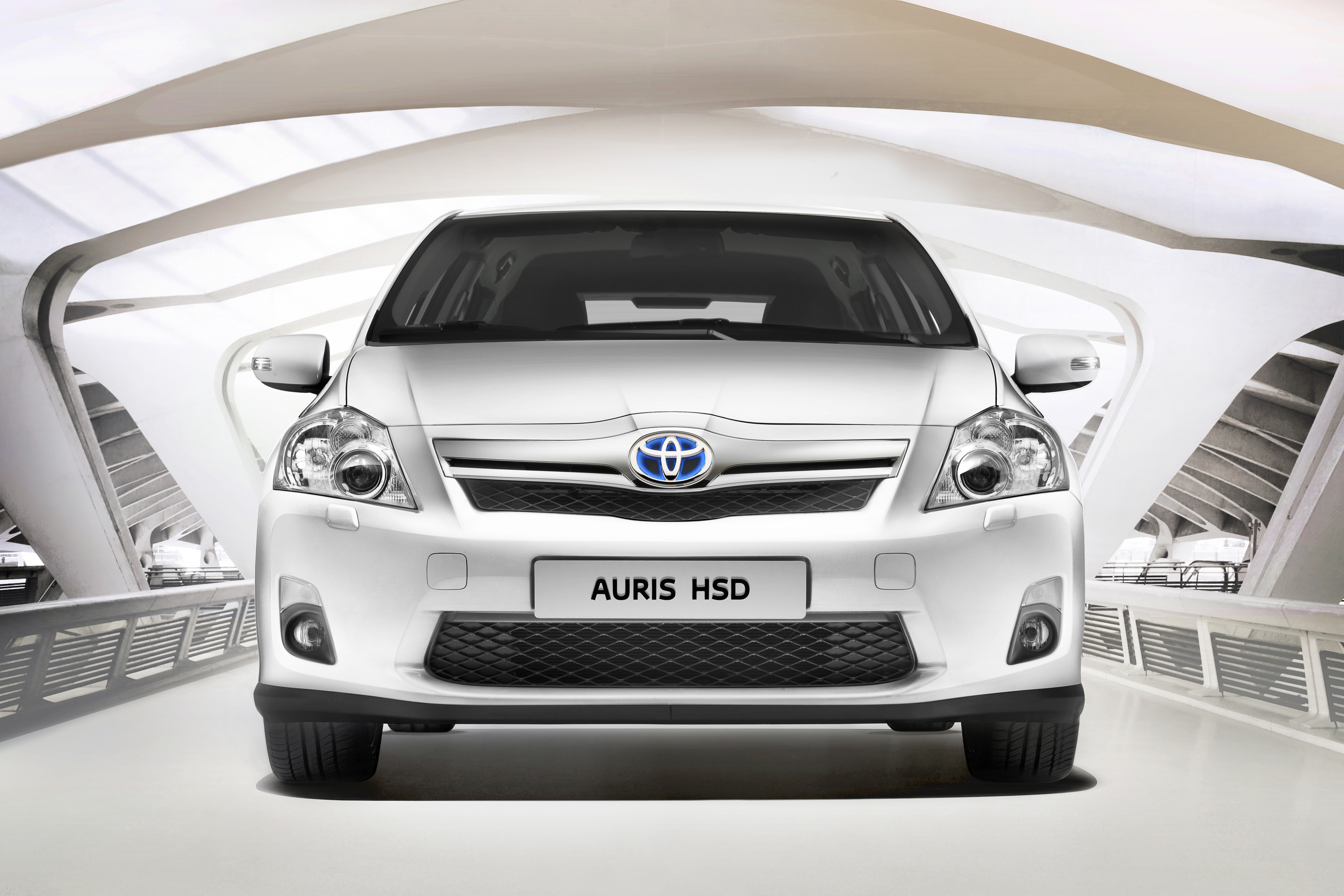 Toyota Auris Hybrid