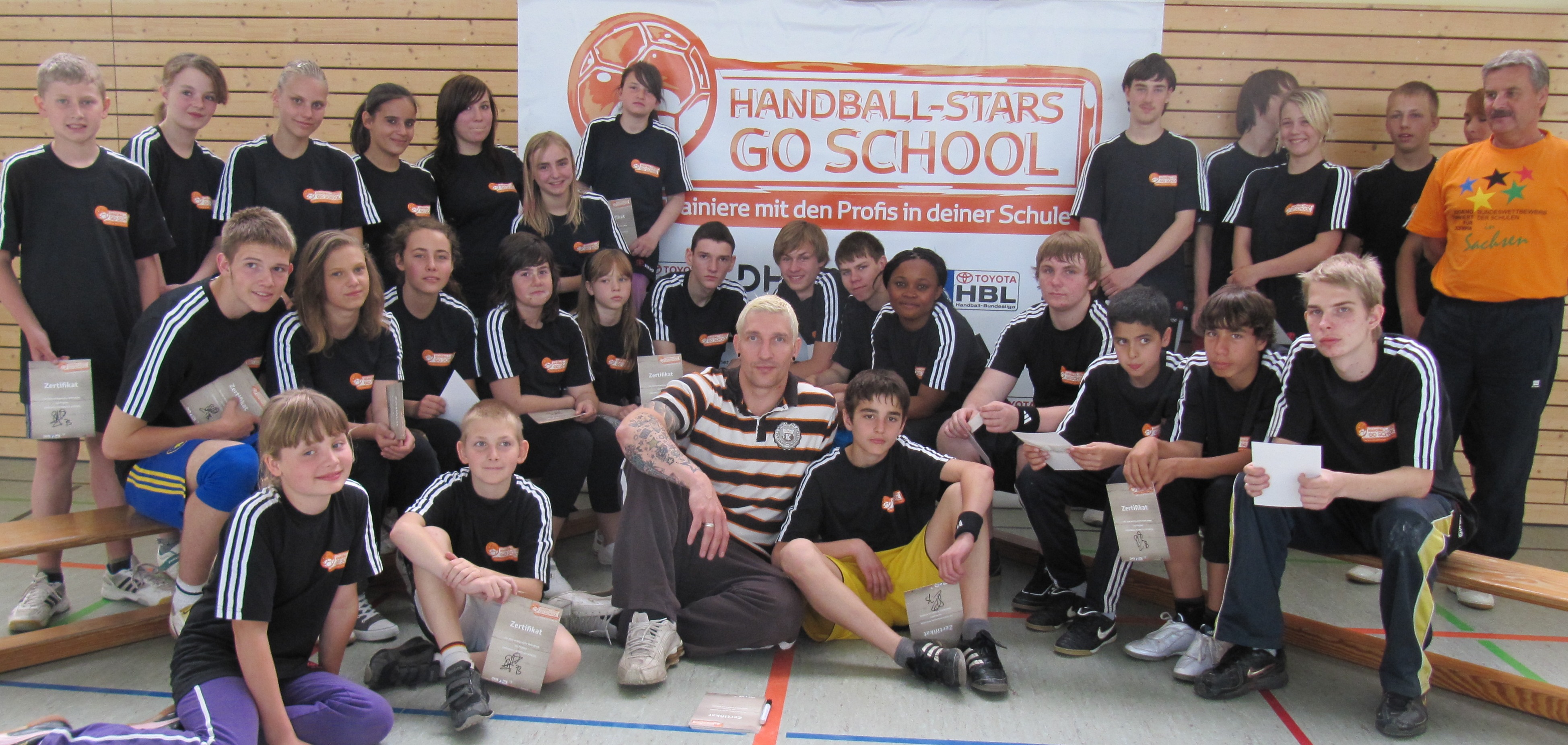 "HANDBALL-STARS GO SCHOOL" ein voller Erfolg - Leipzig