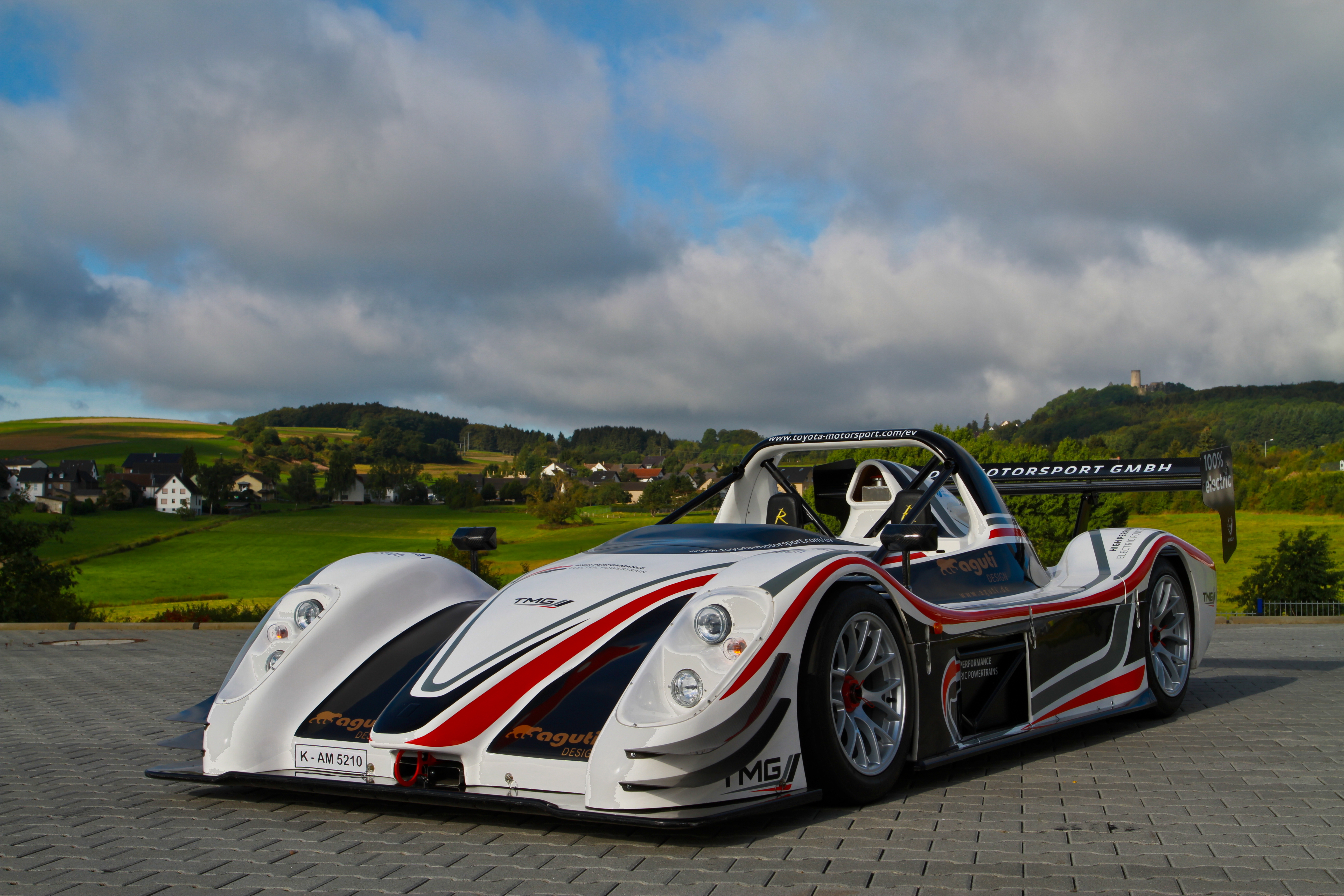 TMG EV P001