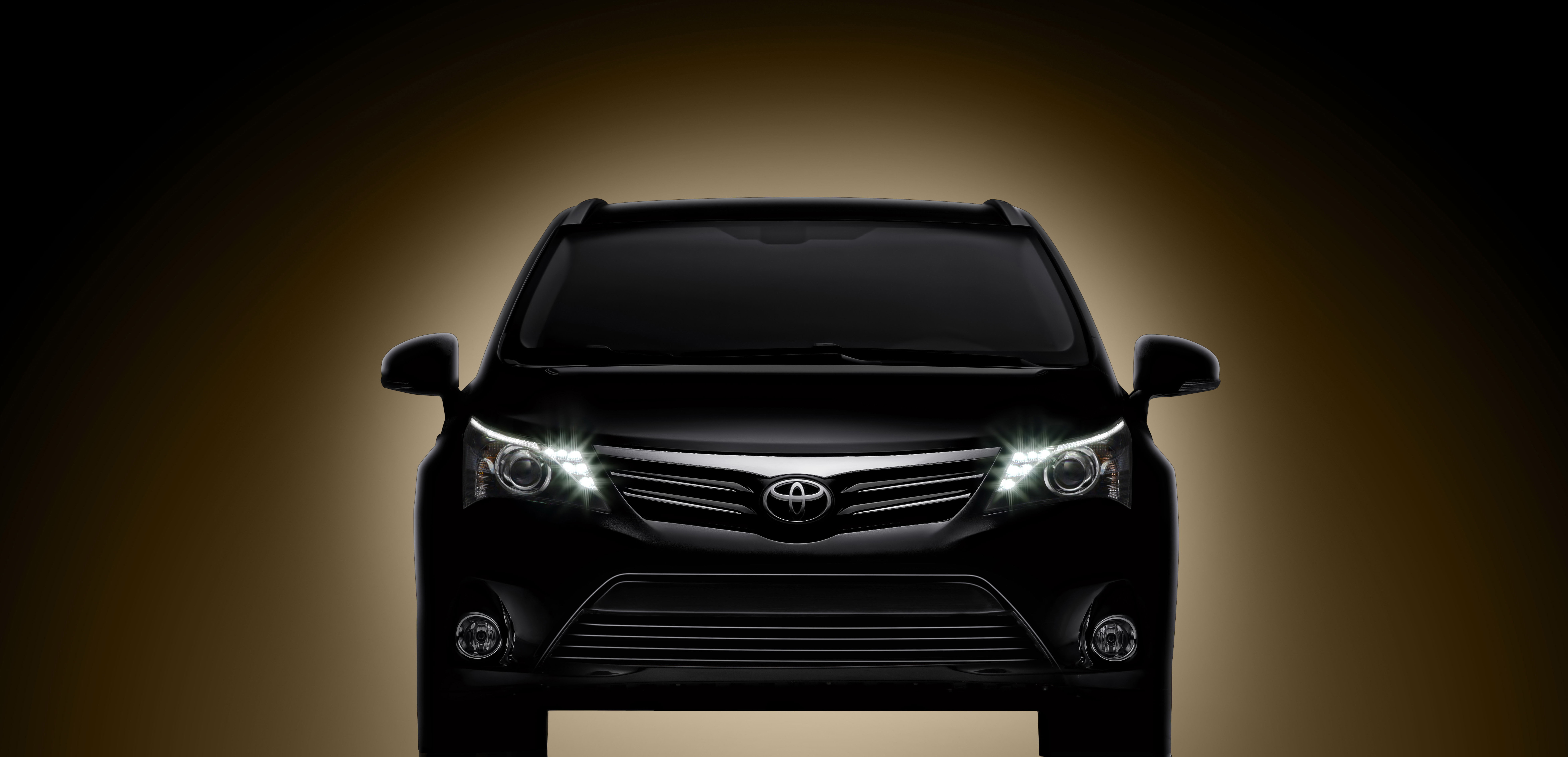 Avensis_IAA Teaser 2011