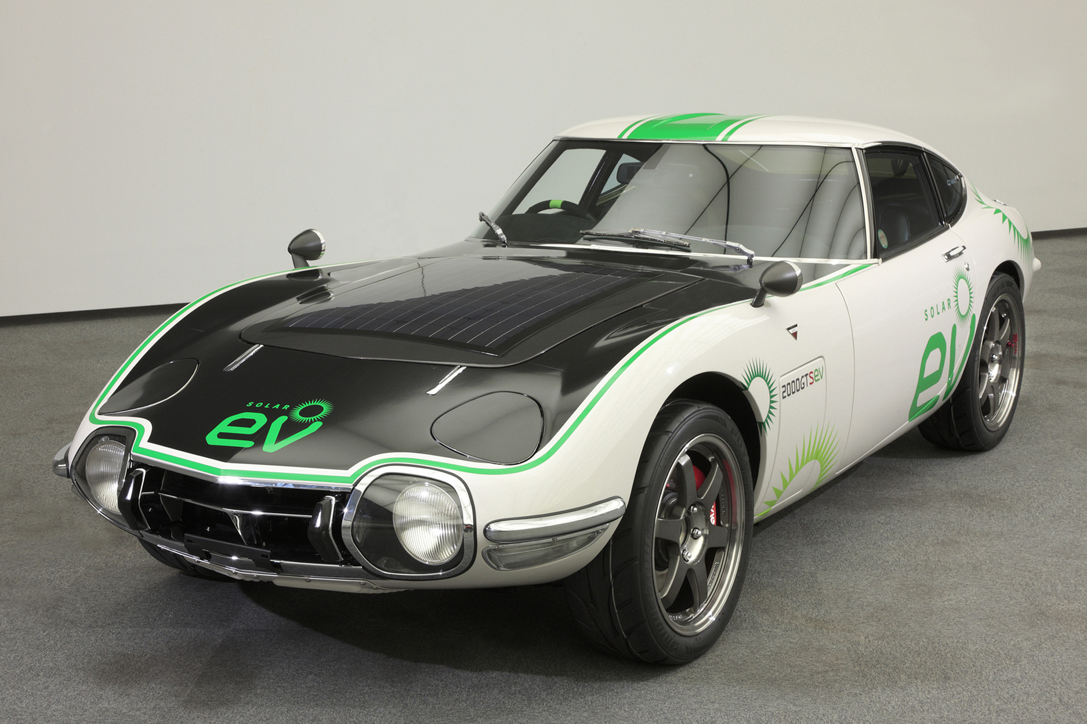  2000GT SOLAR EV_120106