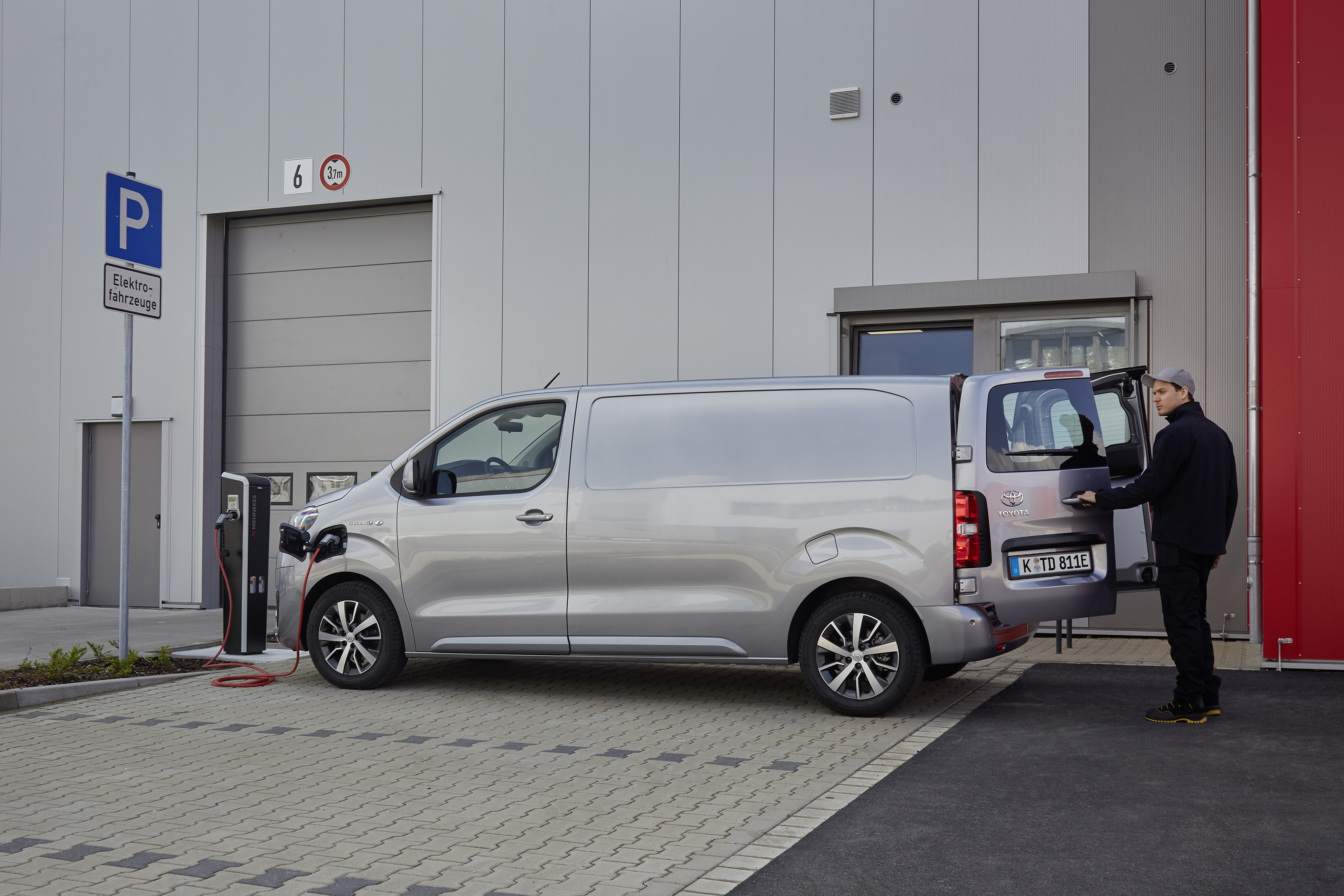 Toyota PROACE ist bester Firmenwagen des Jahres 2021