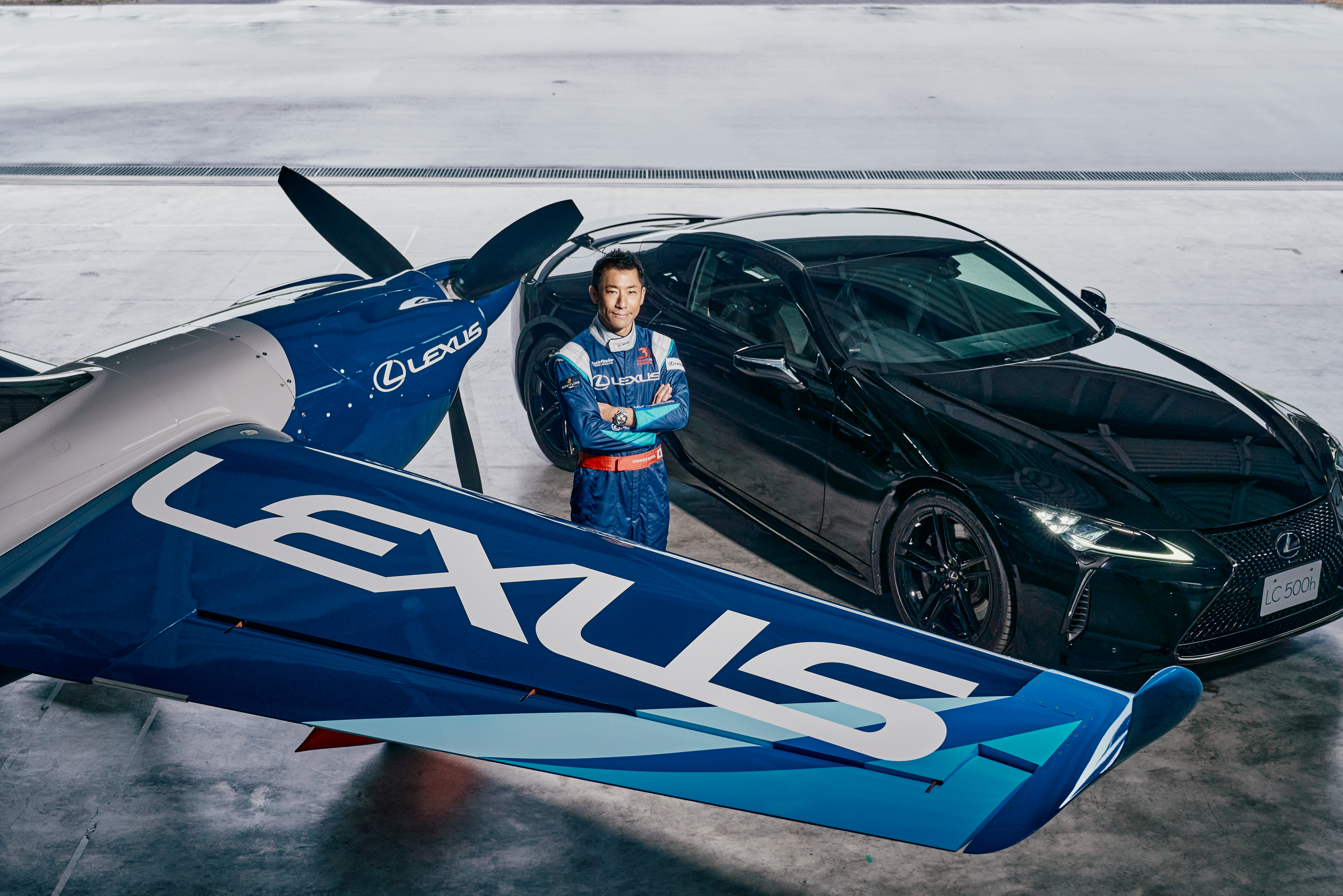 Lexus gründet Air Racing Team mit Kunstflieger Yoshihide Muroya