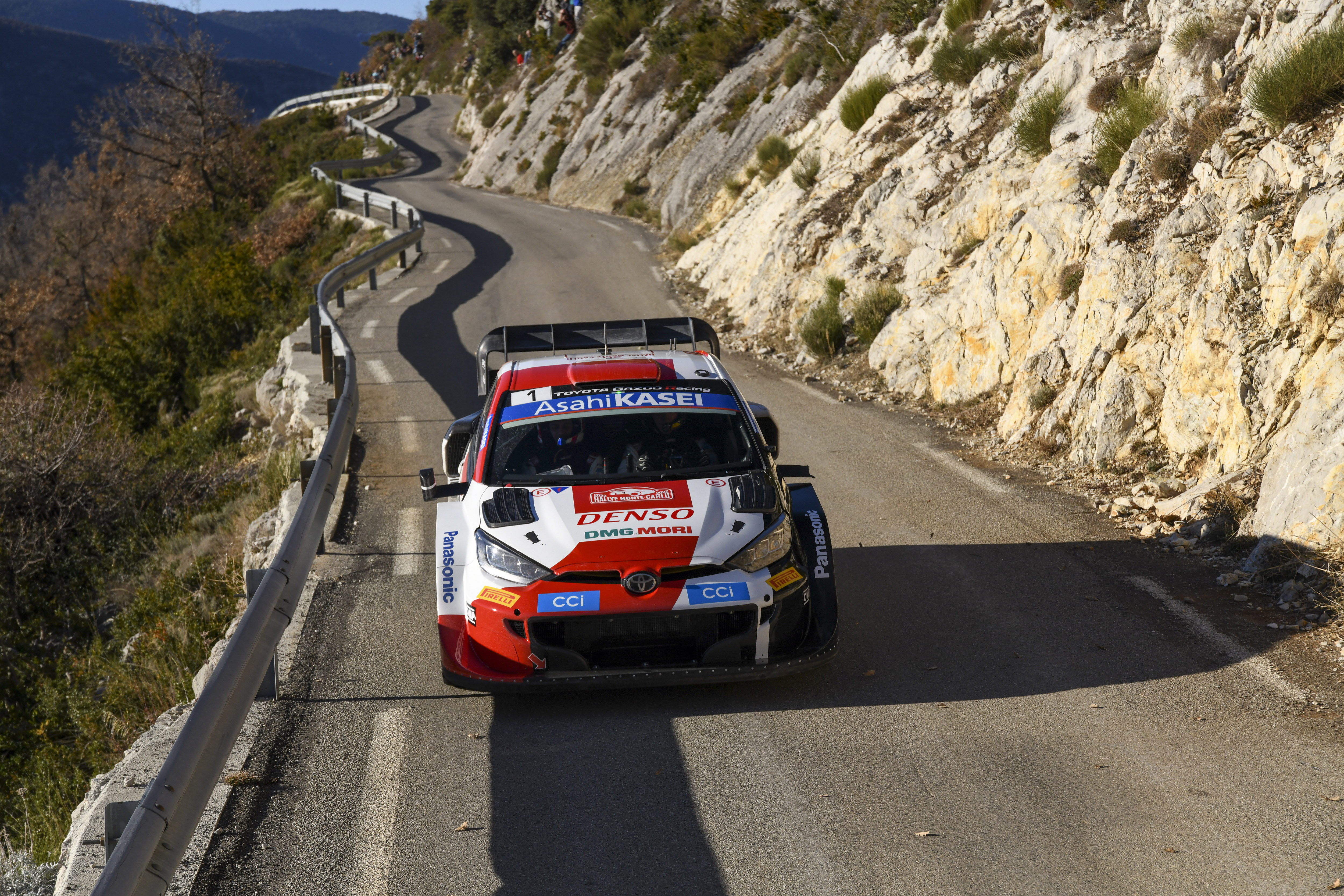 Car 1 (Sébastien Ogier, Benjamin Veillas)