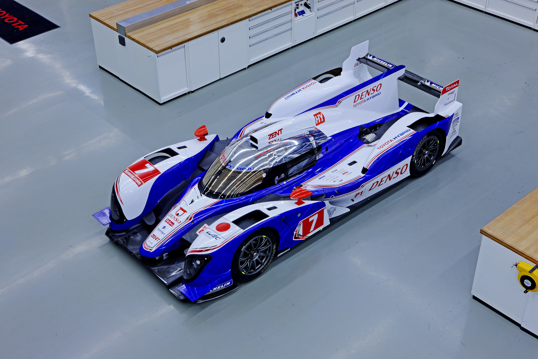 TS030 Hybrid