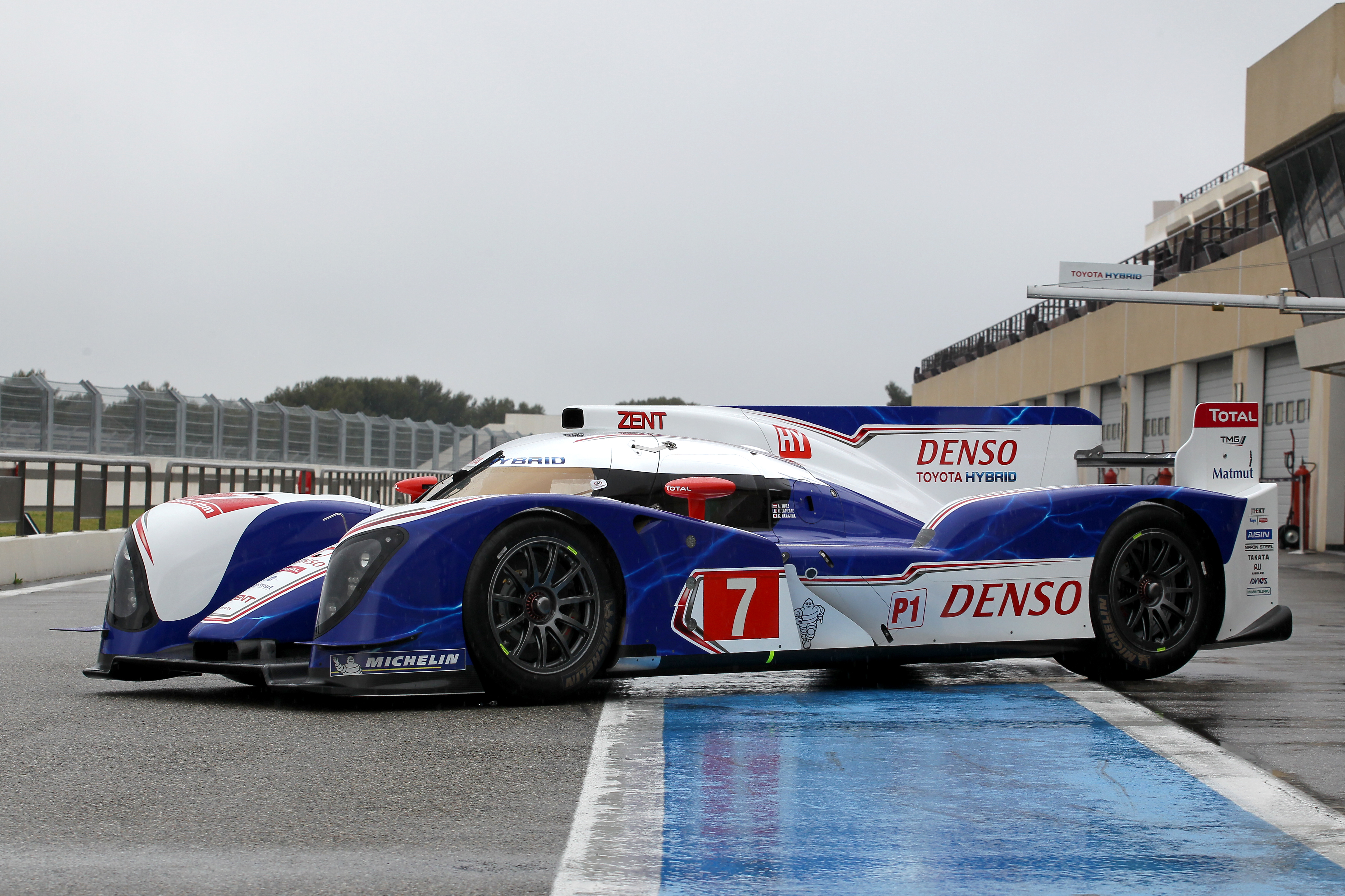 TS030 Hybrid