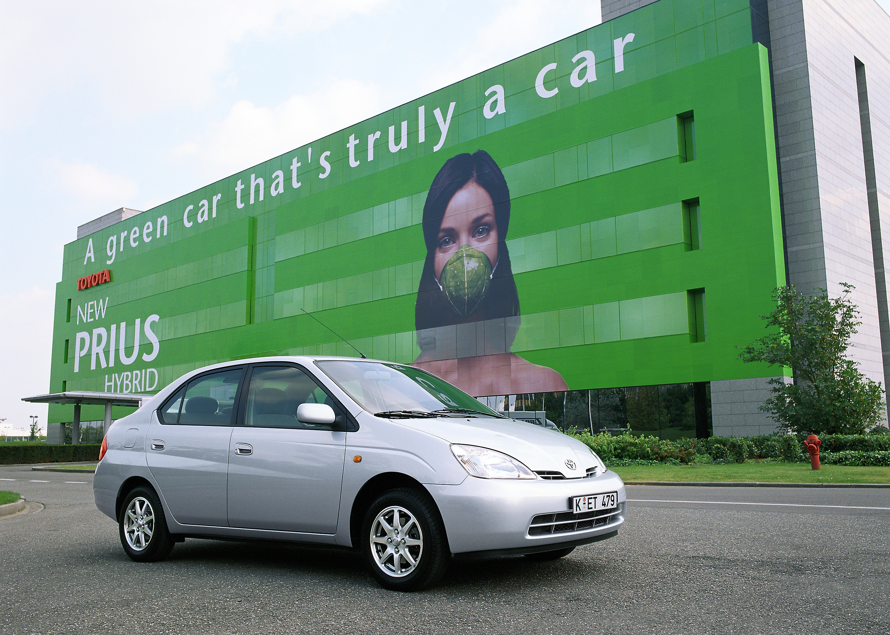 Toyota Prius Generation 1, Quelle Toyota