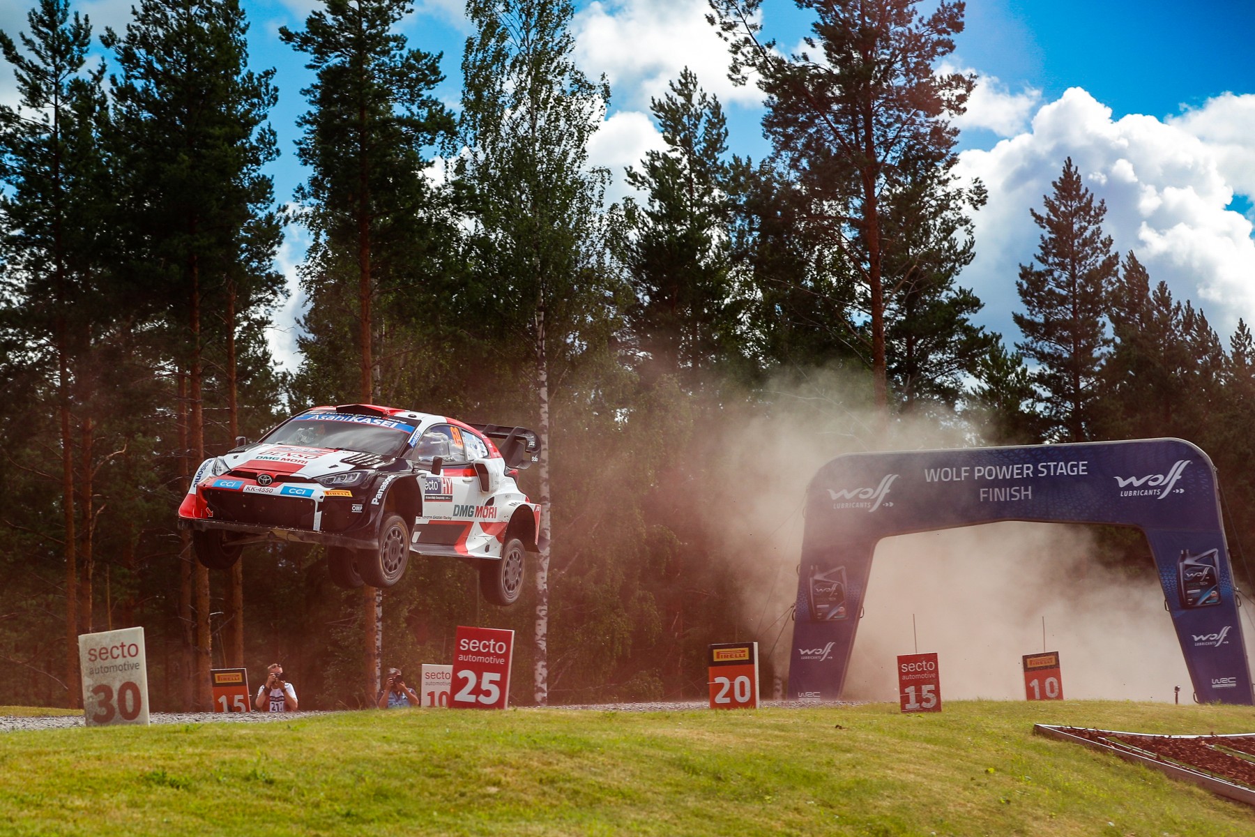 Toyota Pilot Kalle Rovanperä baut WM-Führung aus