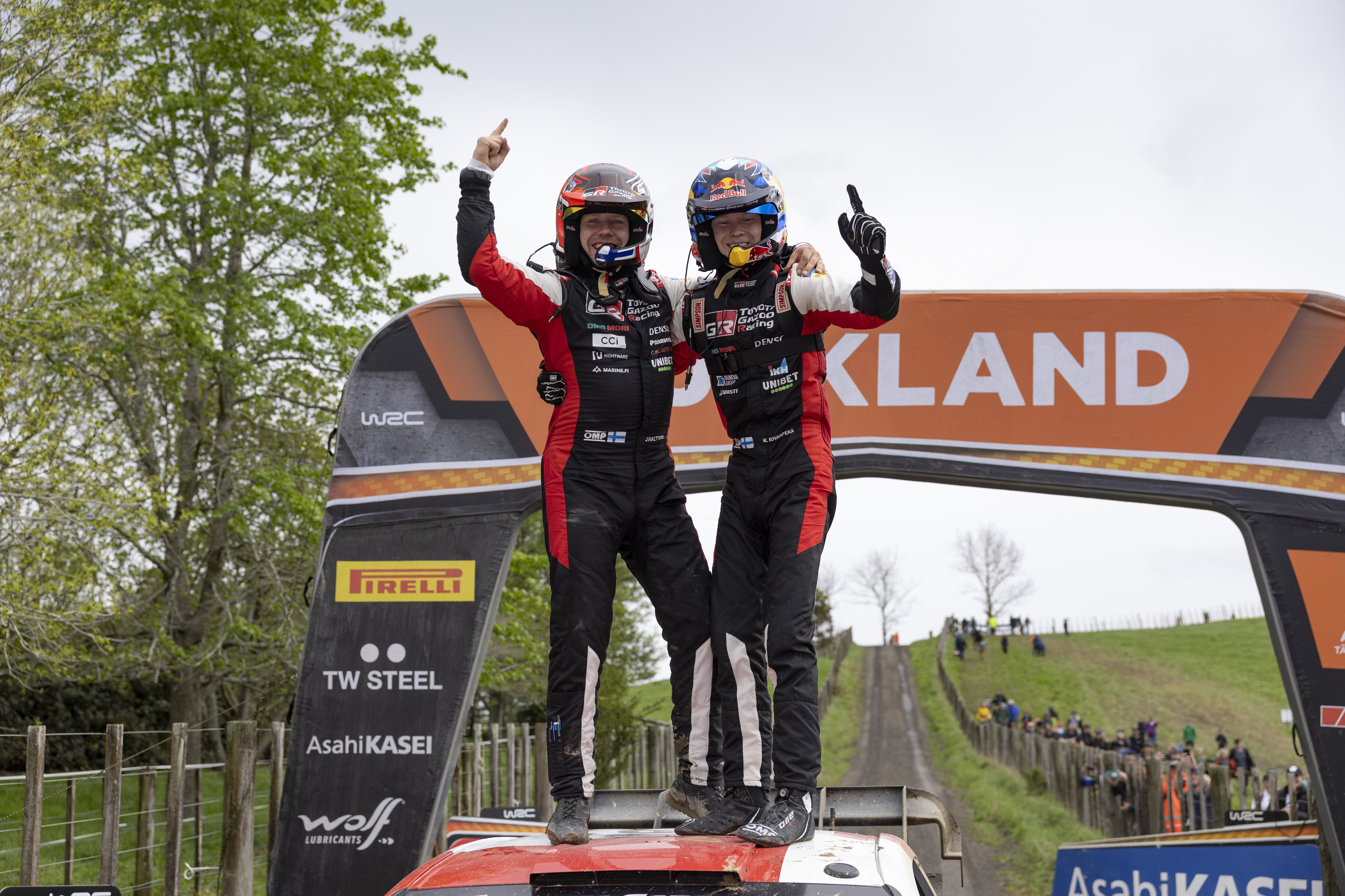 Kalle Rovanperä krönt sich zum jüngsten Rallye-Weltmeister aller Zeiten
