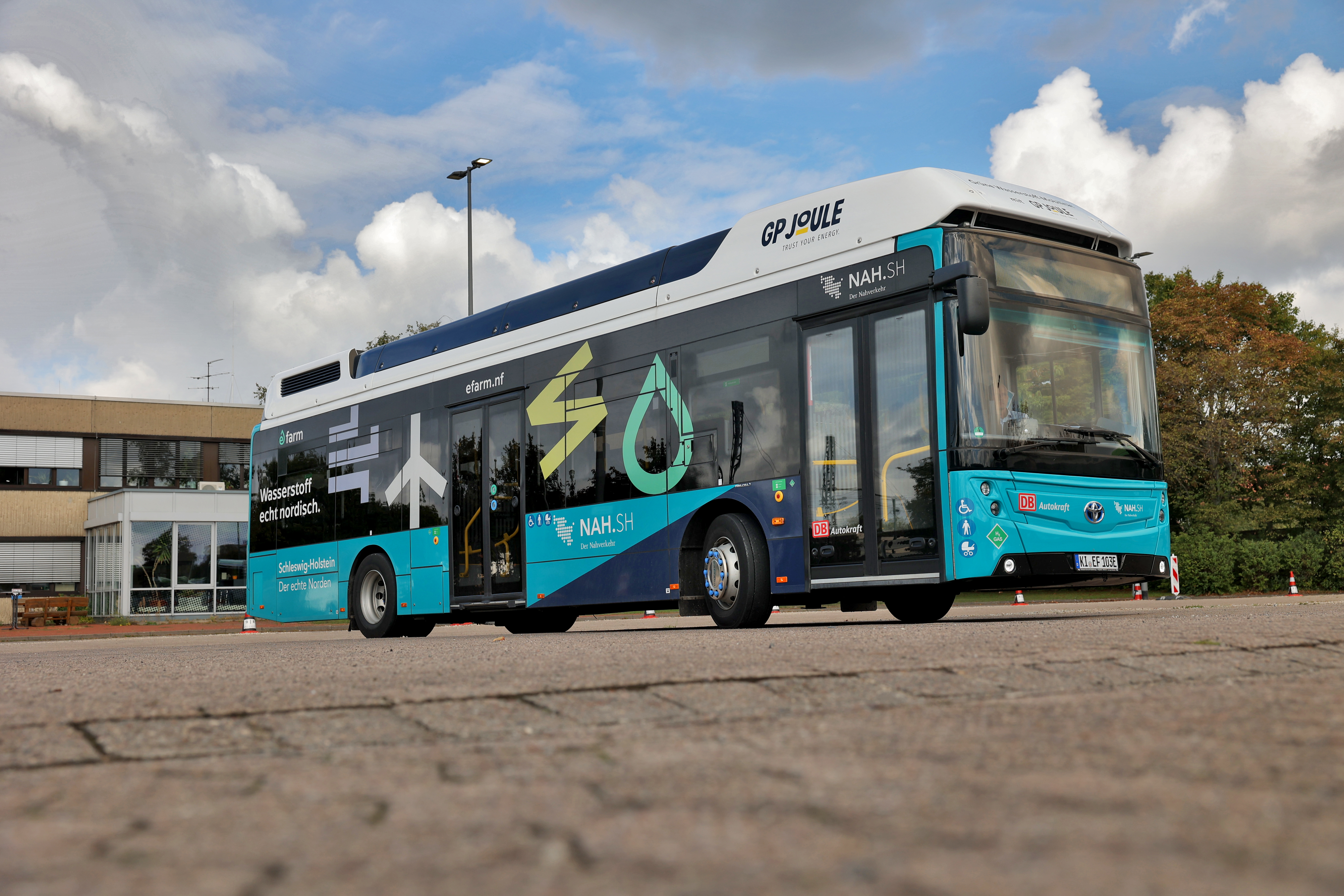 CaetanoBus „H2.City Gold“ - Wasserstoffbusse überzeugen im Praxistest