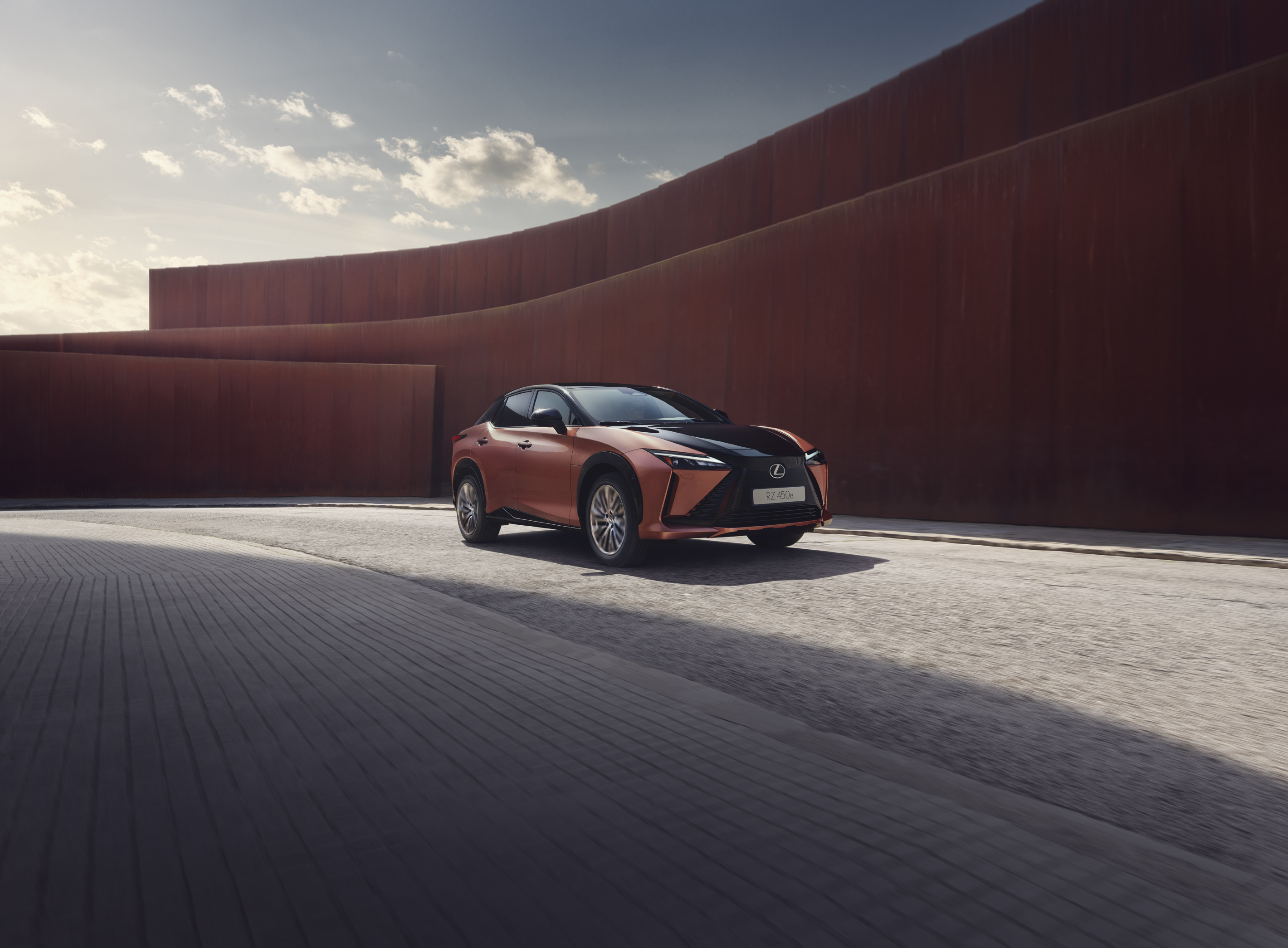 Lexus RZ 450e