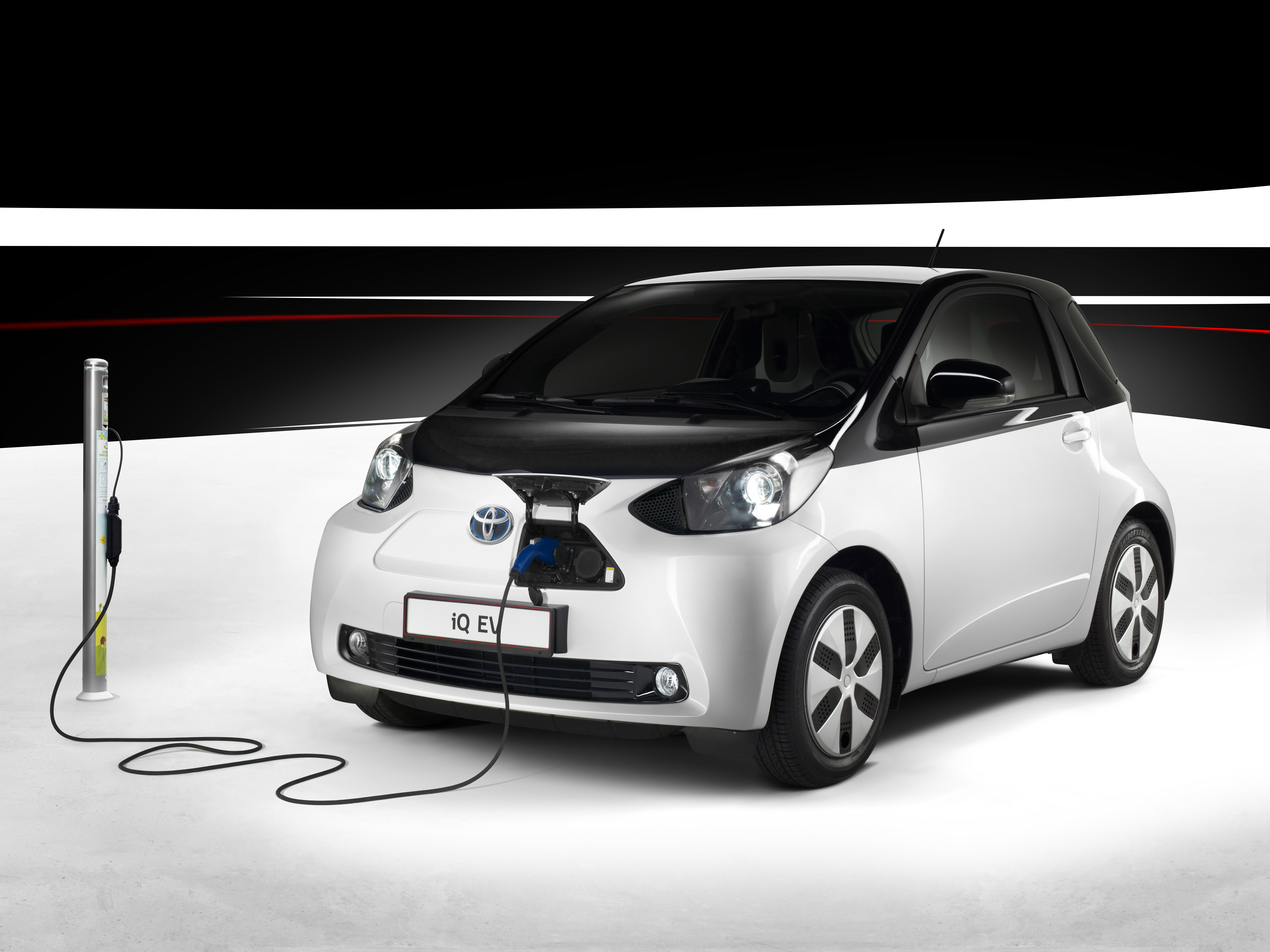Toyota iQ EV