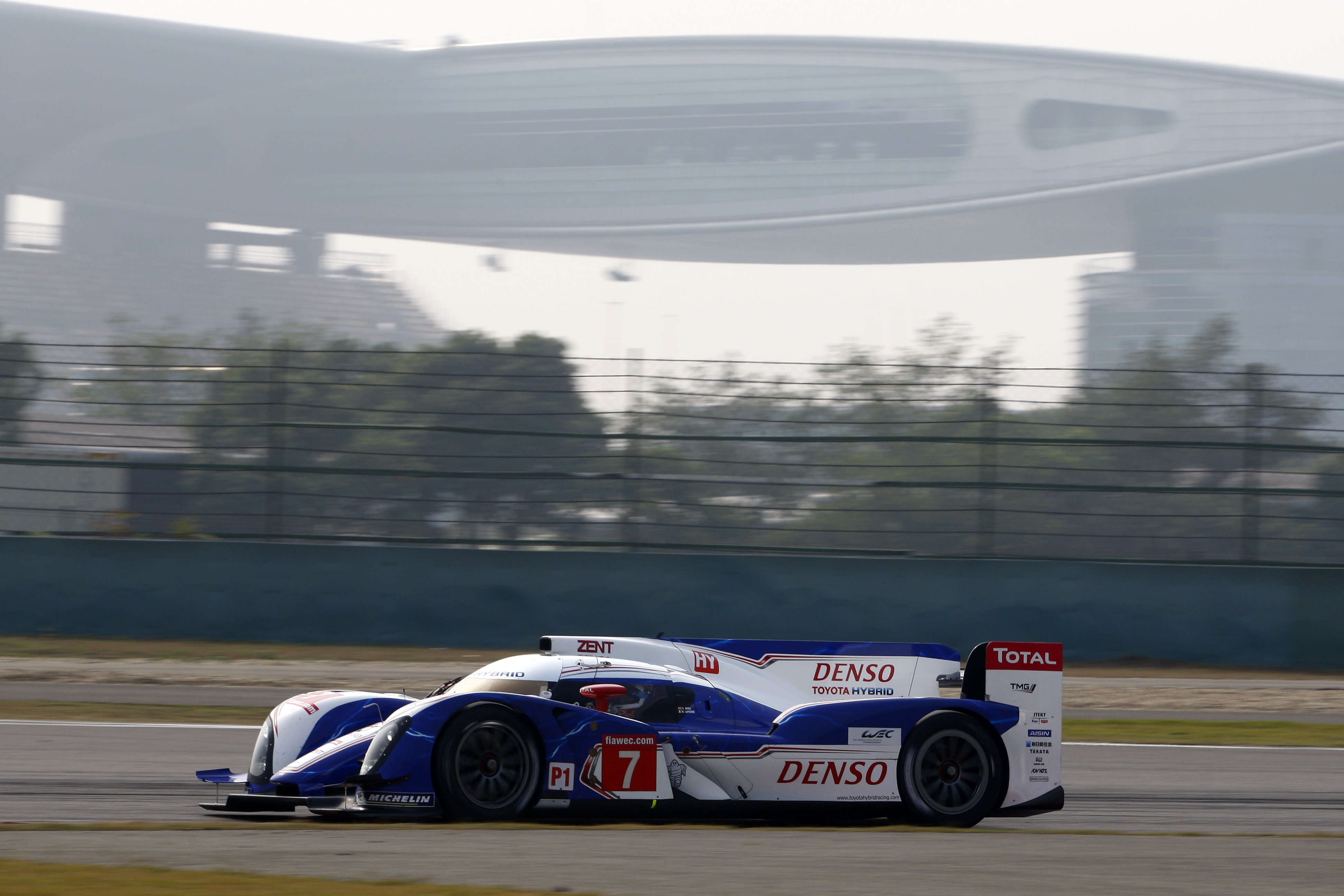 2012_round8_shanghai_race_15
