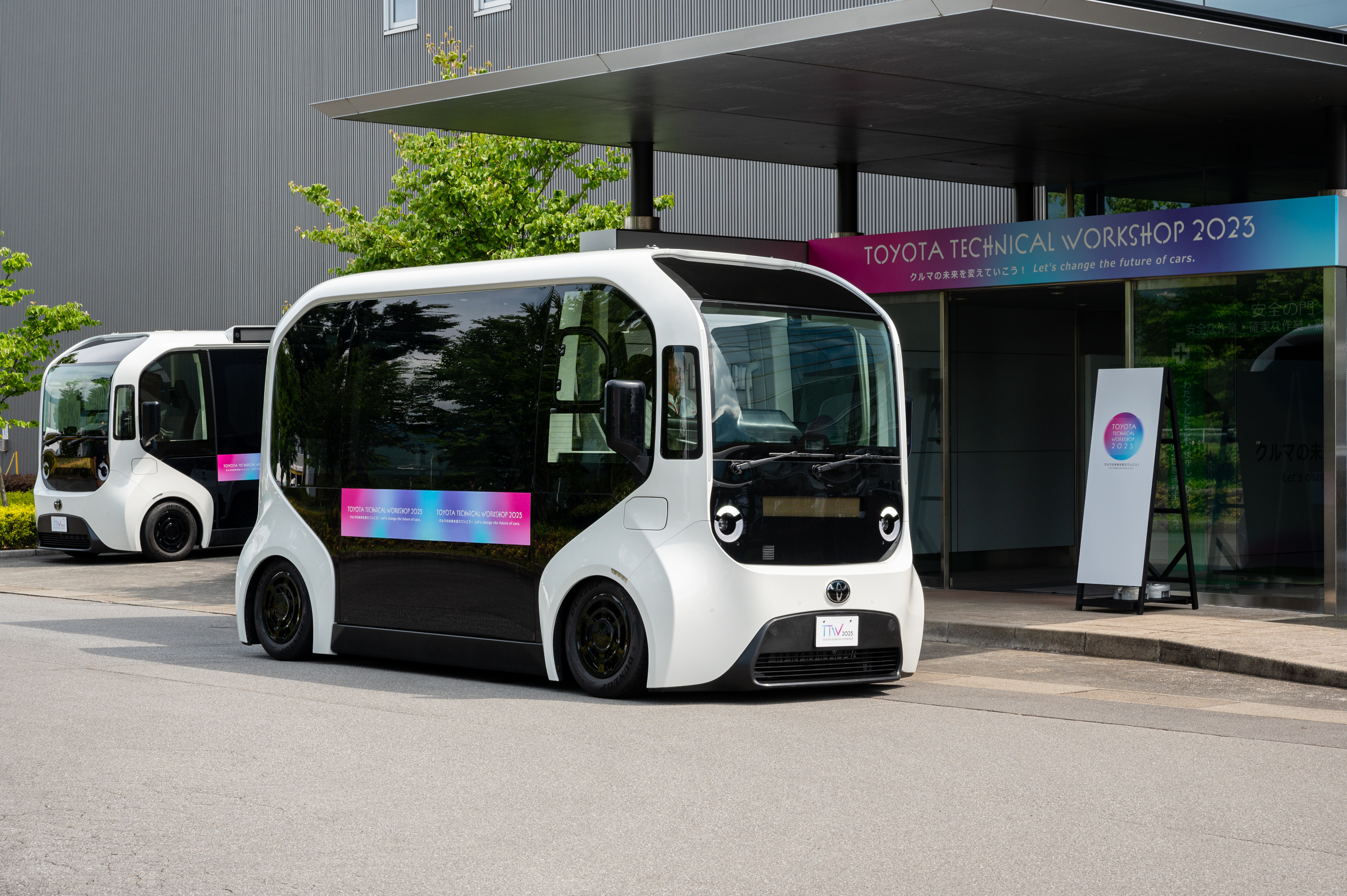 Toyota stellt künftige Technologiestrategie vor<br>
Unternehmen rückt Entwicklung von Batterie- und Wasserstofftechnik stärker in den Fokus