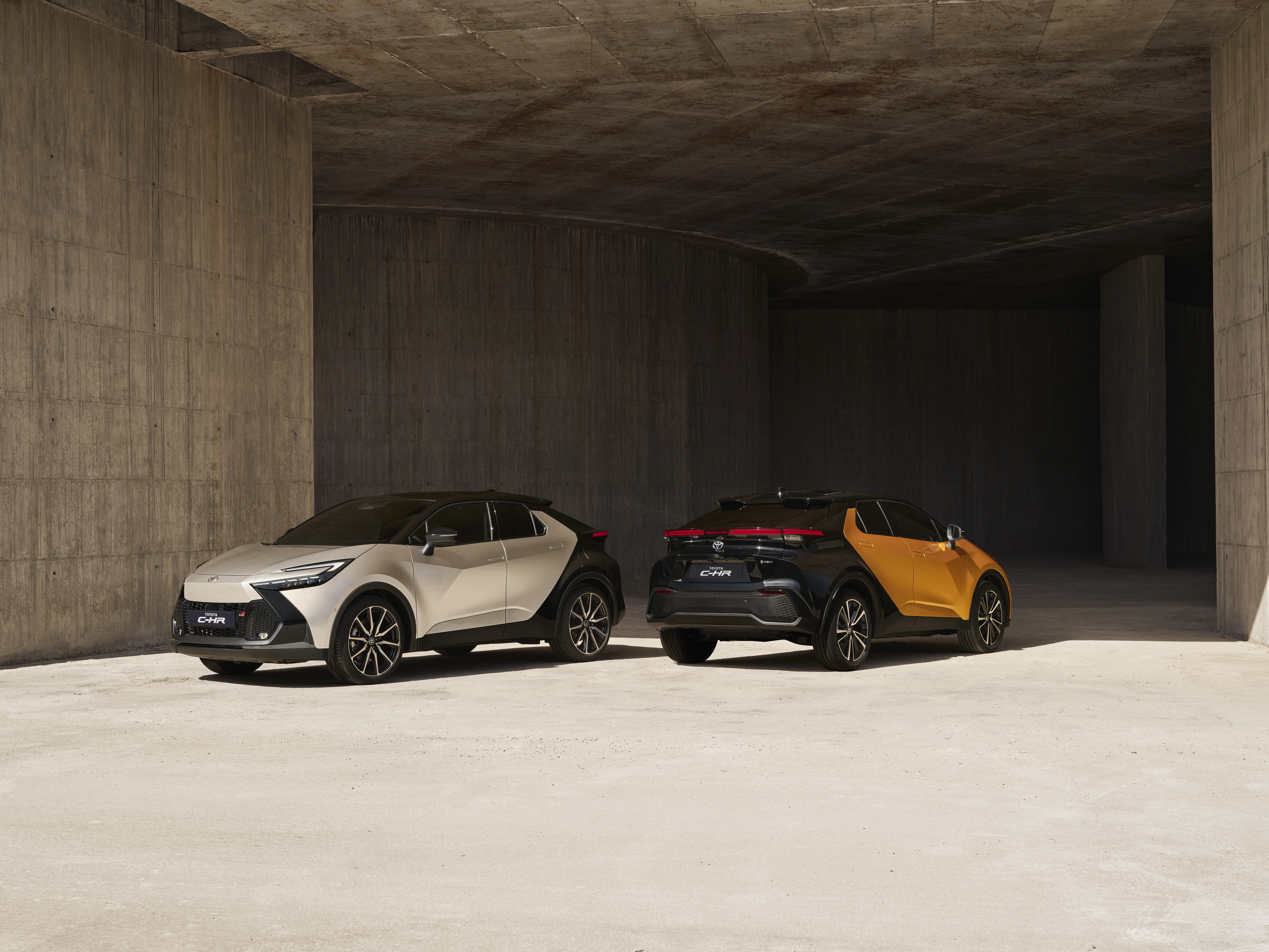 Toyota C-HR 1.8 Hybrid 