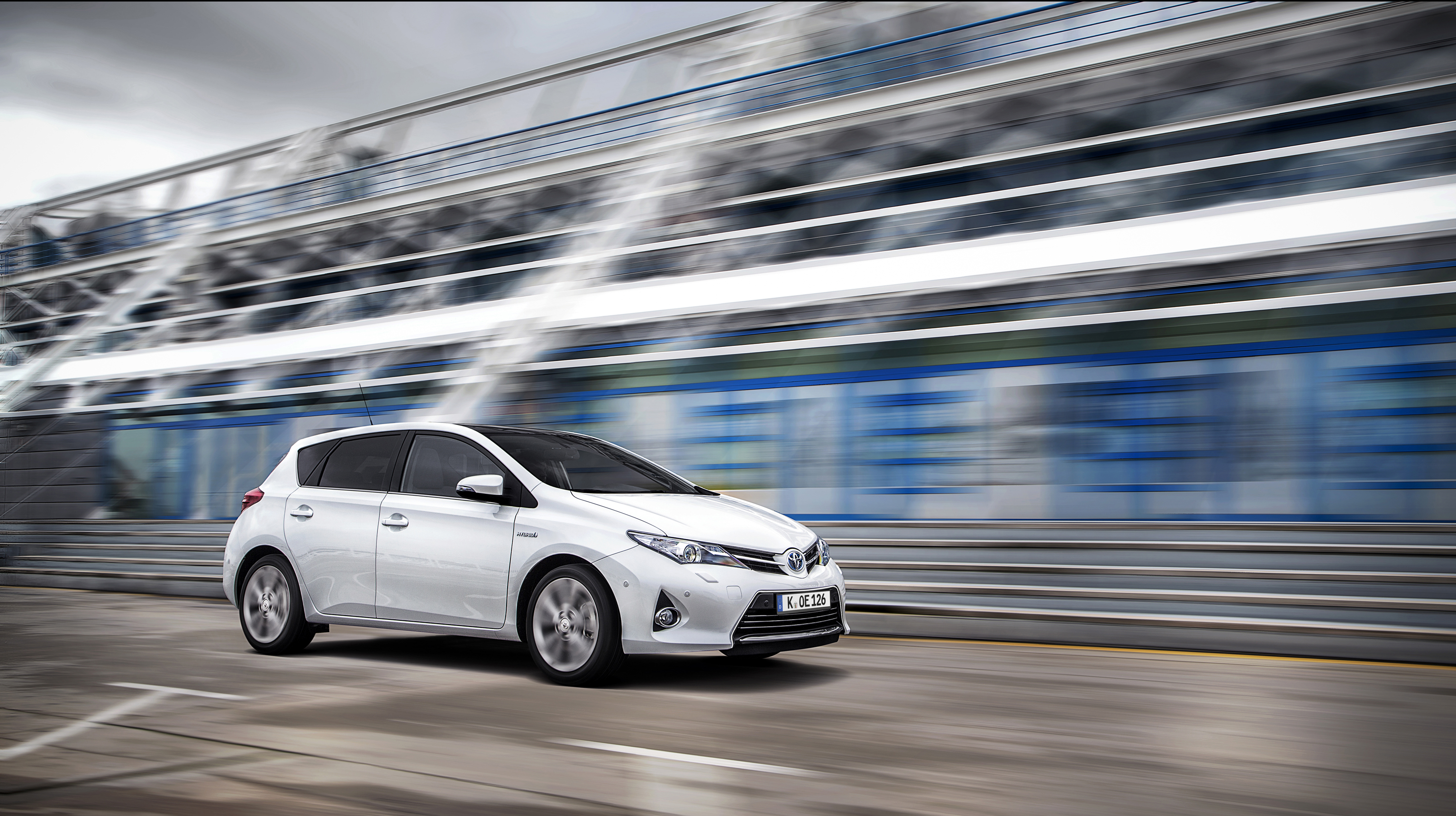 Toyota Auris Hybrid