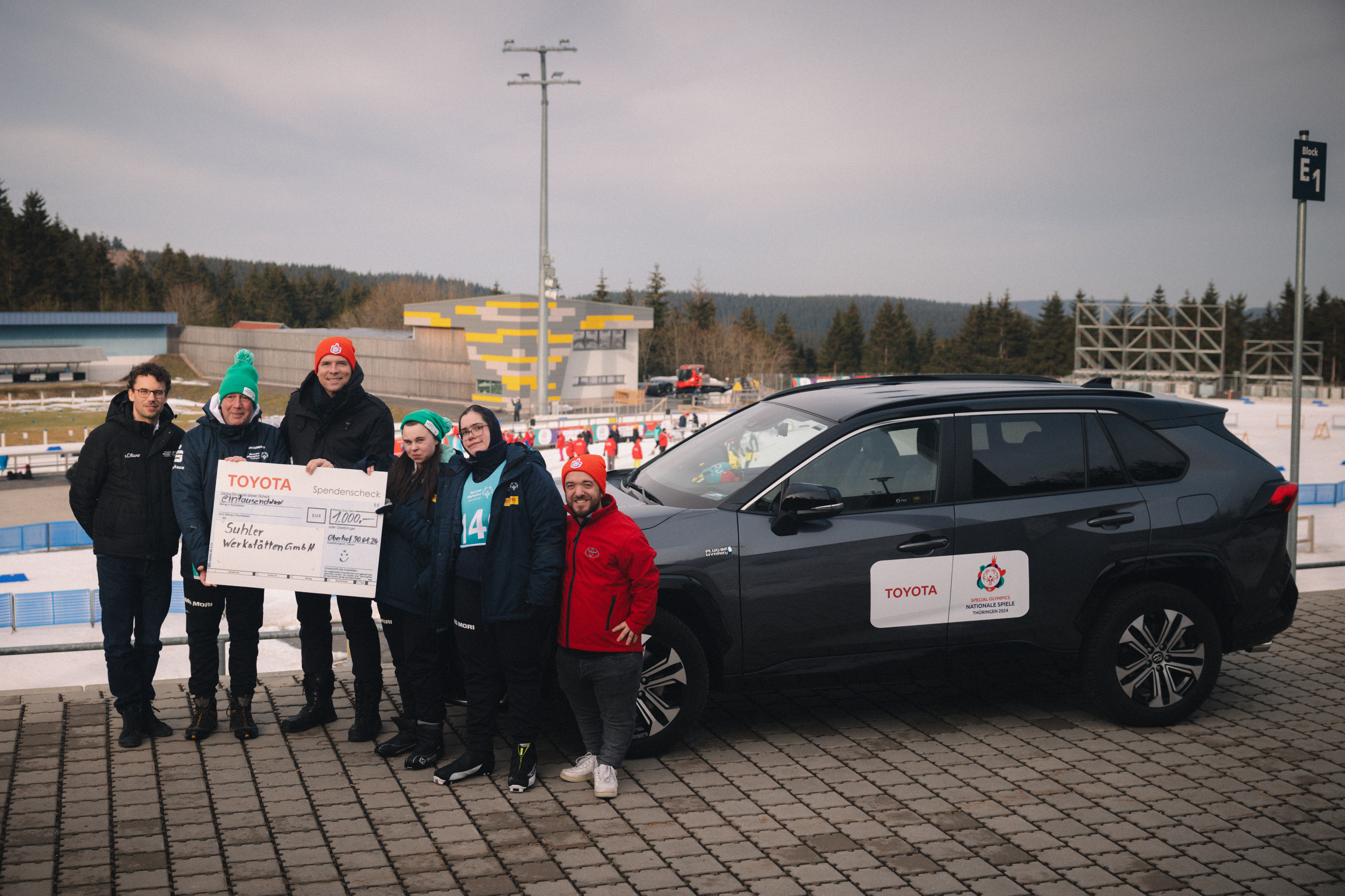 Toyota Crowd ermöglicht Wintersportlern neue Ausrüstung<br>
Mitarbeiter der Suhler Werkstätten gGmbH gerüstet für Nationale Spiele