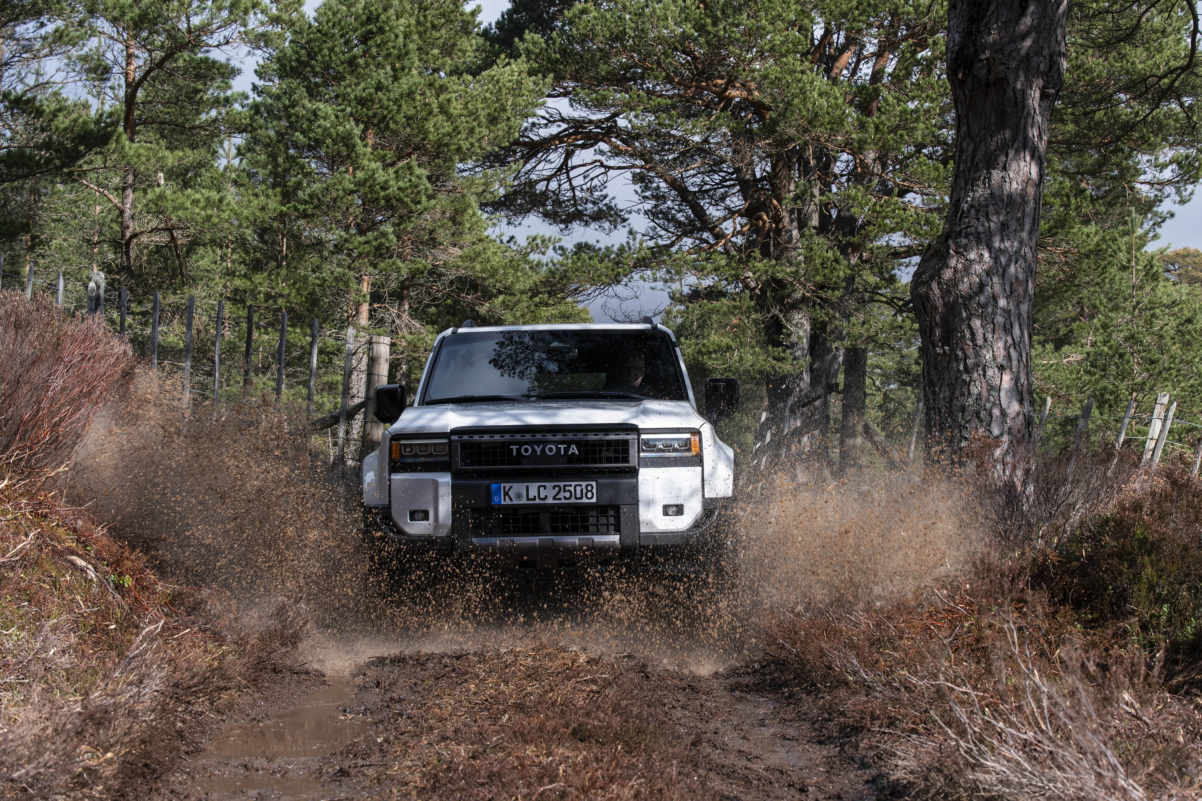 Land Cruiser 250
