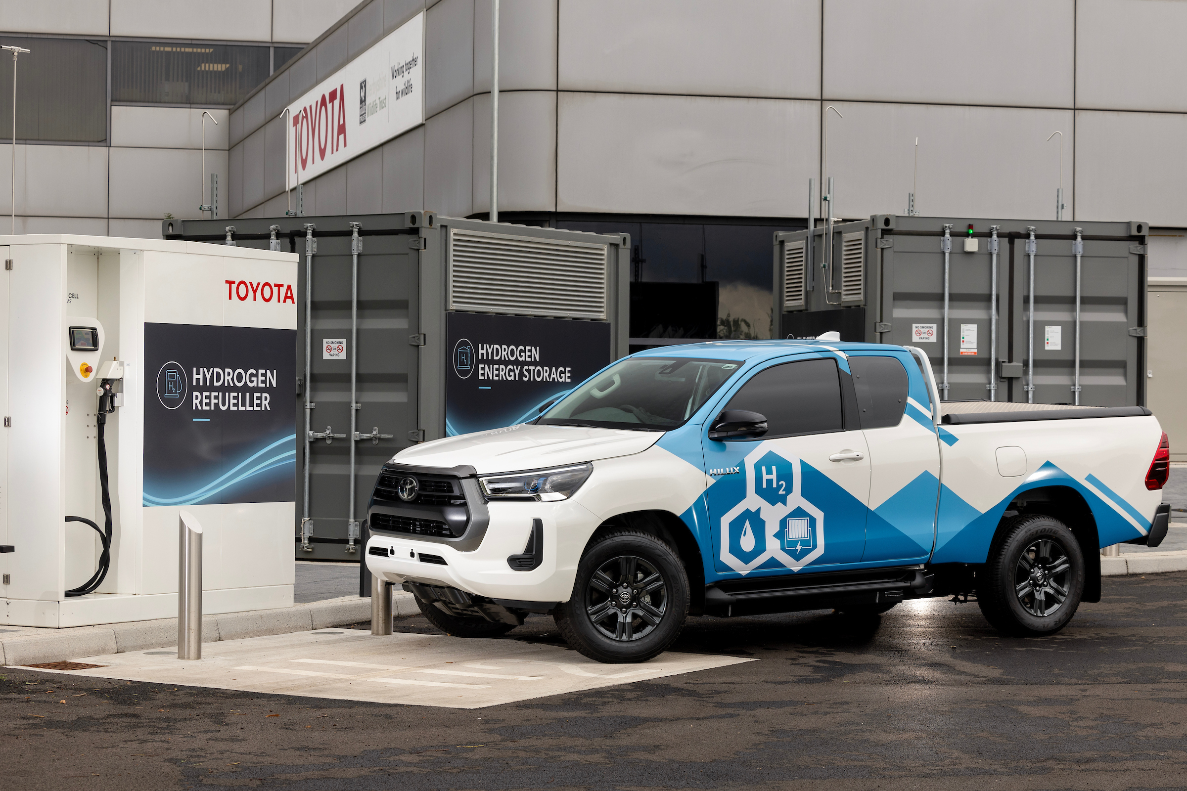 Entwicklung des wasserstoffbetriebenen Toyota Hilux geht in die nächste Runde<br>
Prototyp des Pick-ups mit Brennstoffzellenantrieb in intensiver Erprobungsphase
