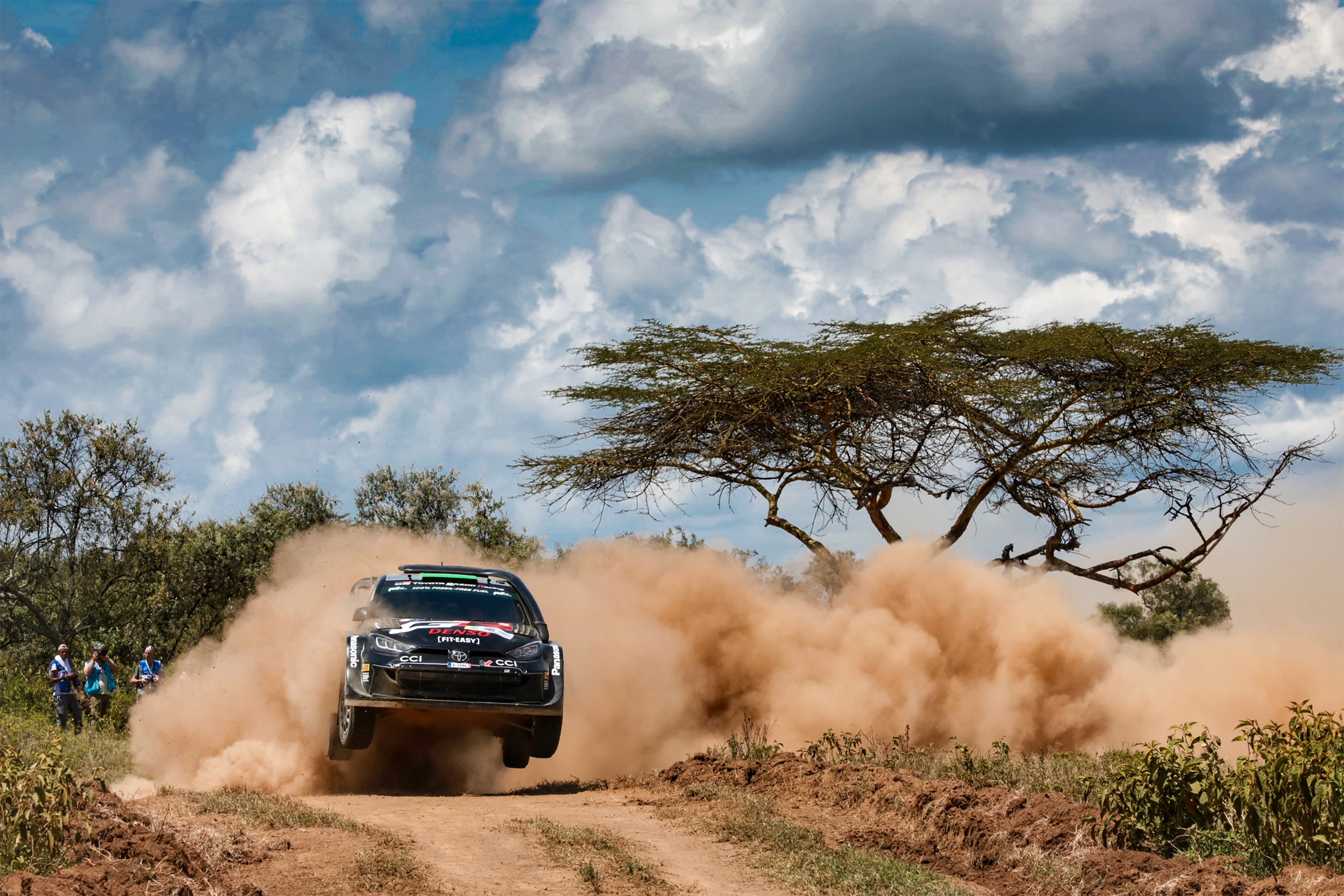 Safari-Rallye markiert Meilenstein für Toyota Gazoo Racing<br>
100. Rallye für das Team seit WRC-Debüt im Jahr 2017