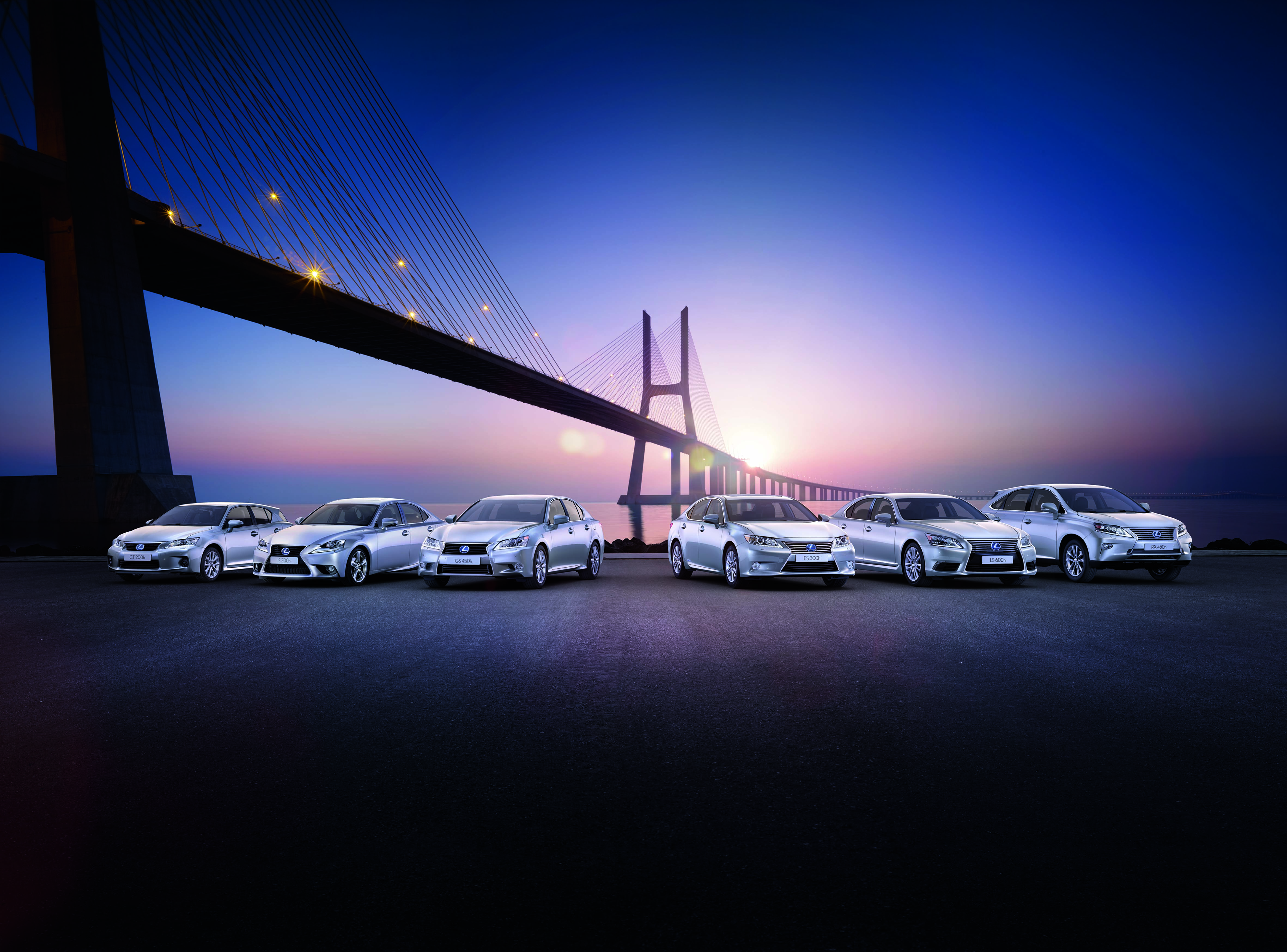 2013 Lexus Hybrid Range