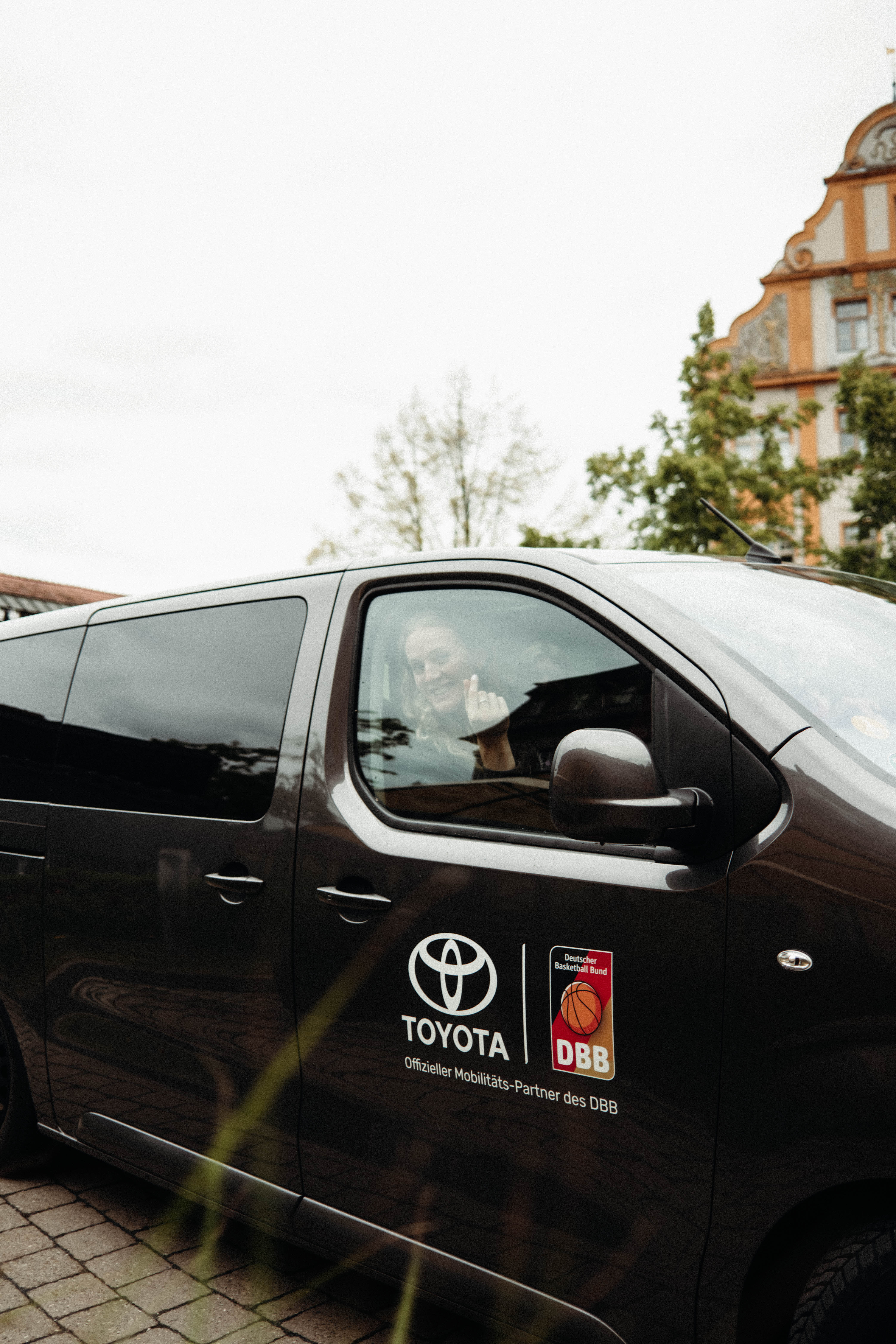 Toyota macht die FIBA Women’s EuroBasket 2025 mobil<br>
Offizieller DBB-Partner der Damen-Europameisterschaft 