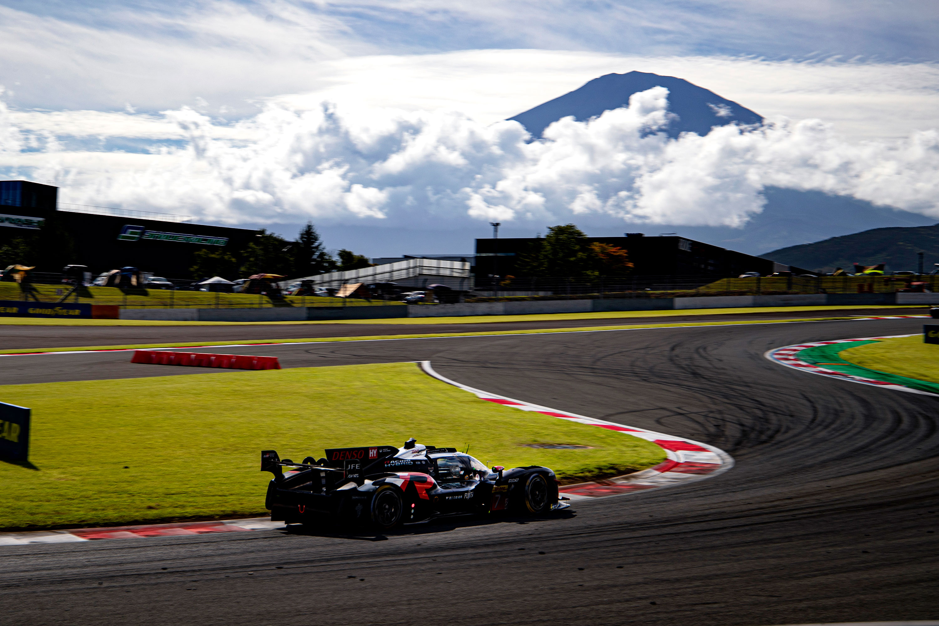 Toyota Gazoo Racing startet beim Heimrennen in Fuji<br>
Siebter Lauf der FIA Langstrecken-Weltmeisterschaft (WEC) in Japan