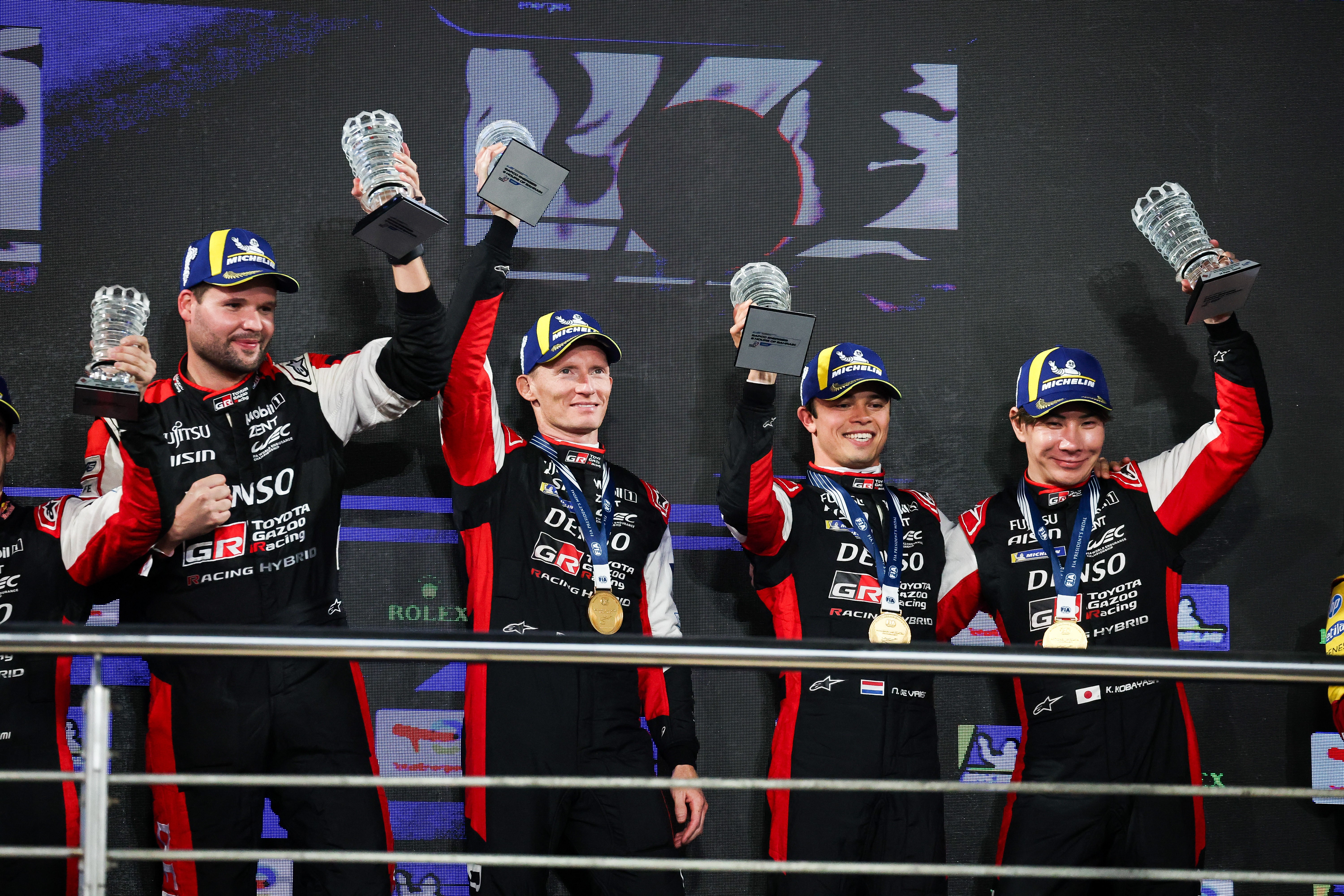 Toyota Gazoo Racing feiert Doppelsieg in Bahrain<br>
Team beendet WEC-Saison mit starkem Finale