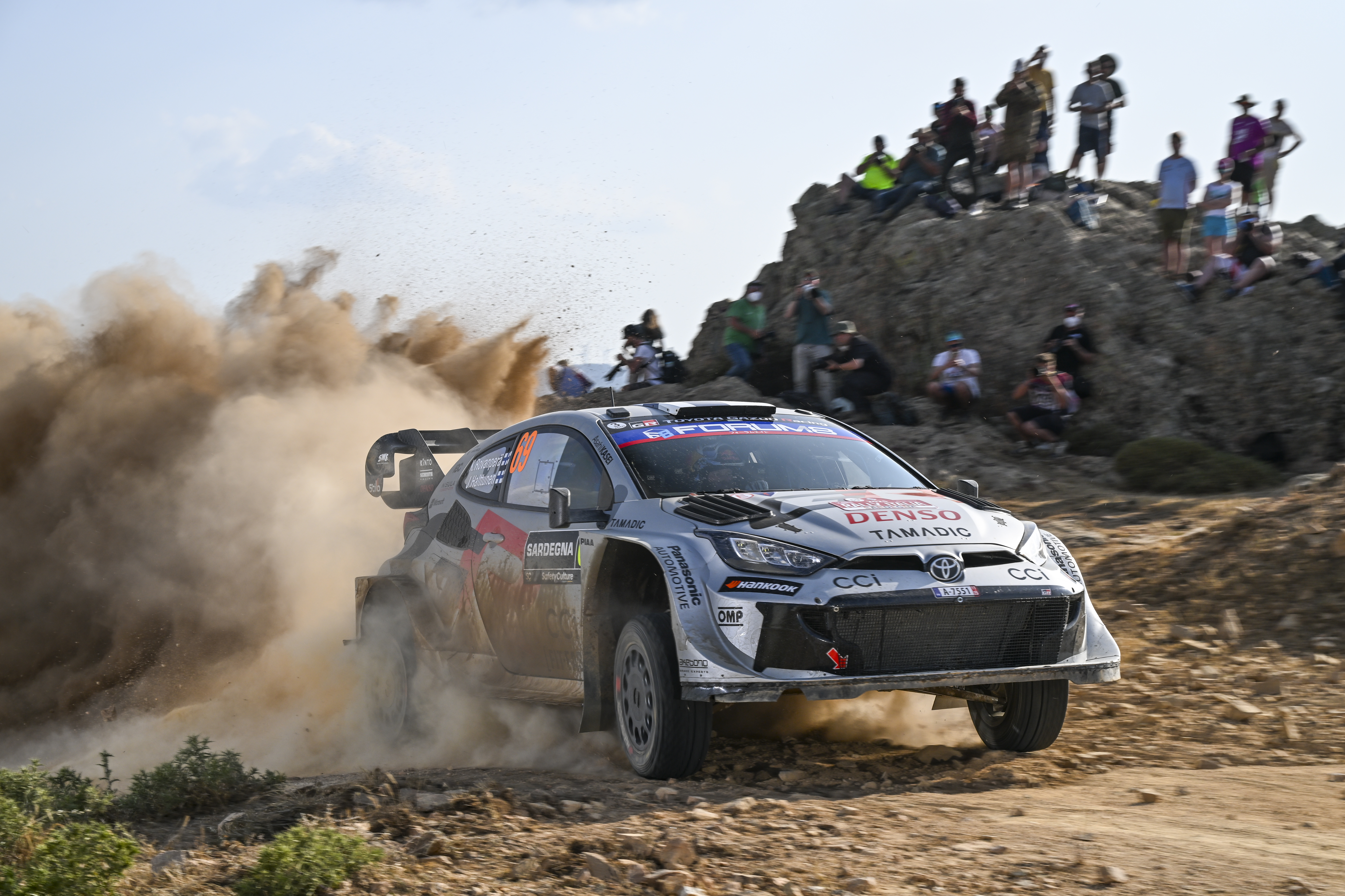 Toyota Gazoo Racing Trio kämpft um den Fahrertitel in der Wüste<br>
Letzter Lauf des Jahres in der FIA Rallye-Weltmeisterschaft (WRC)
