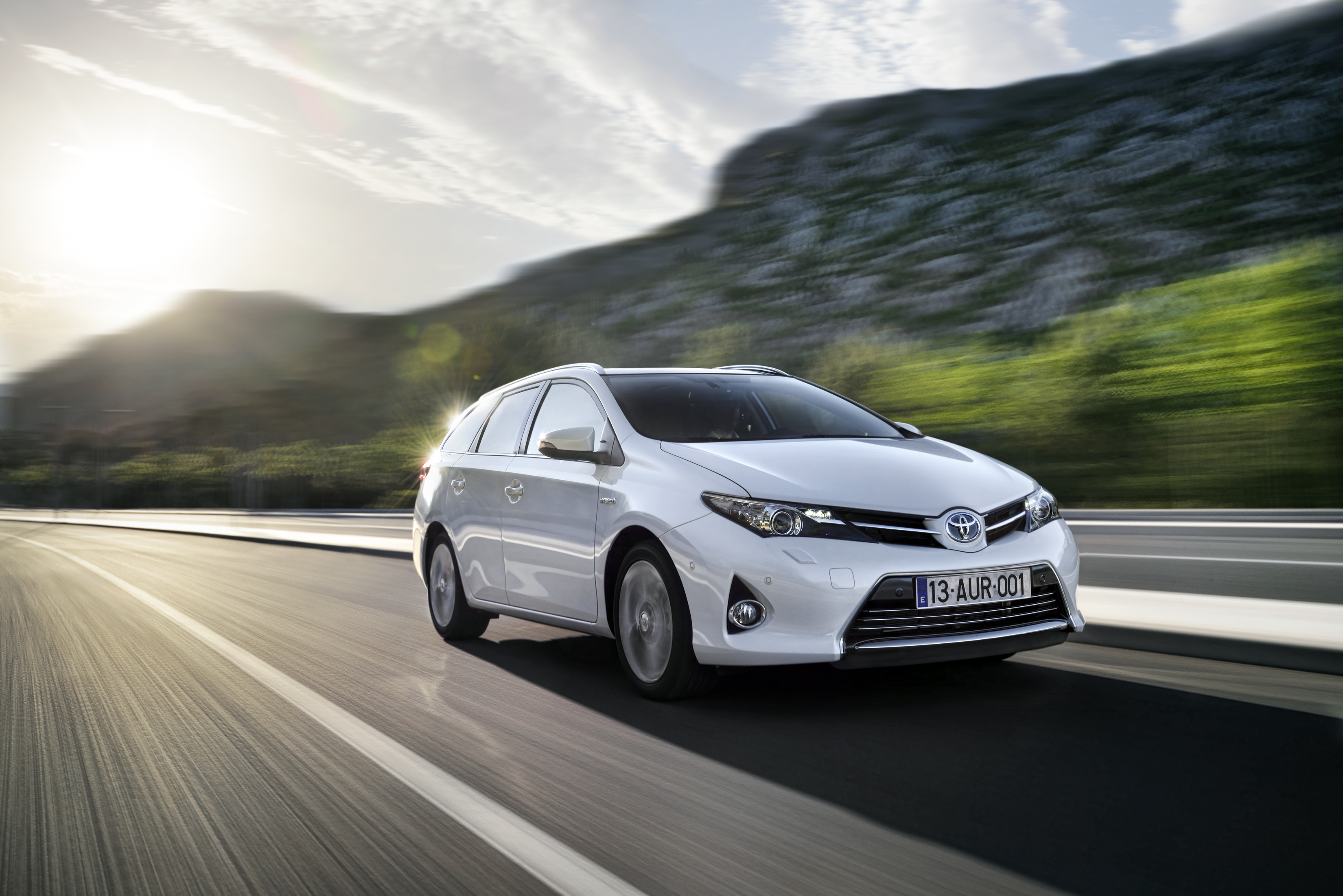 Toyota Auris Hybrid Touring Sports