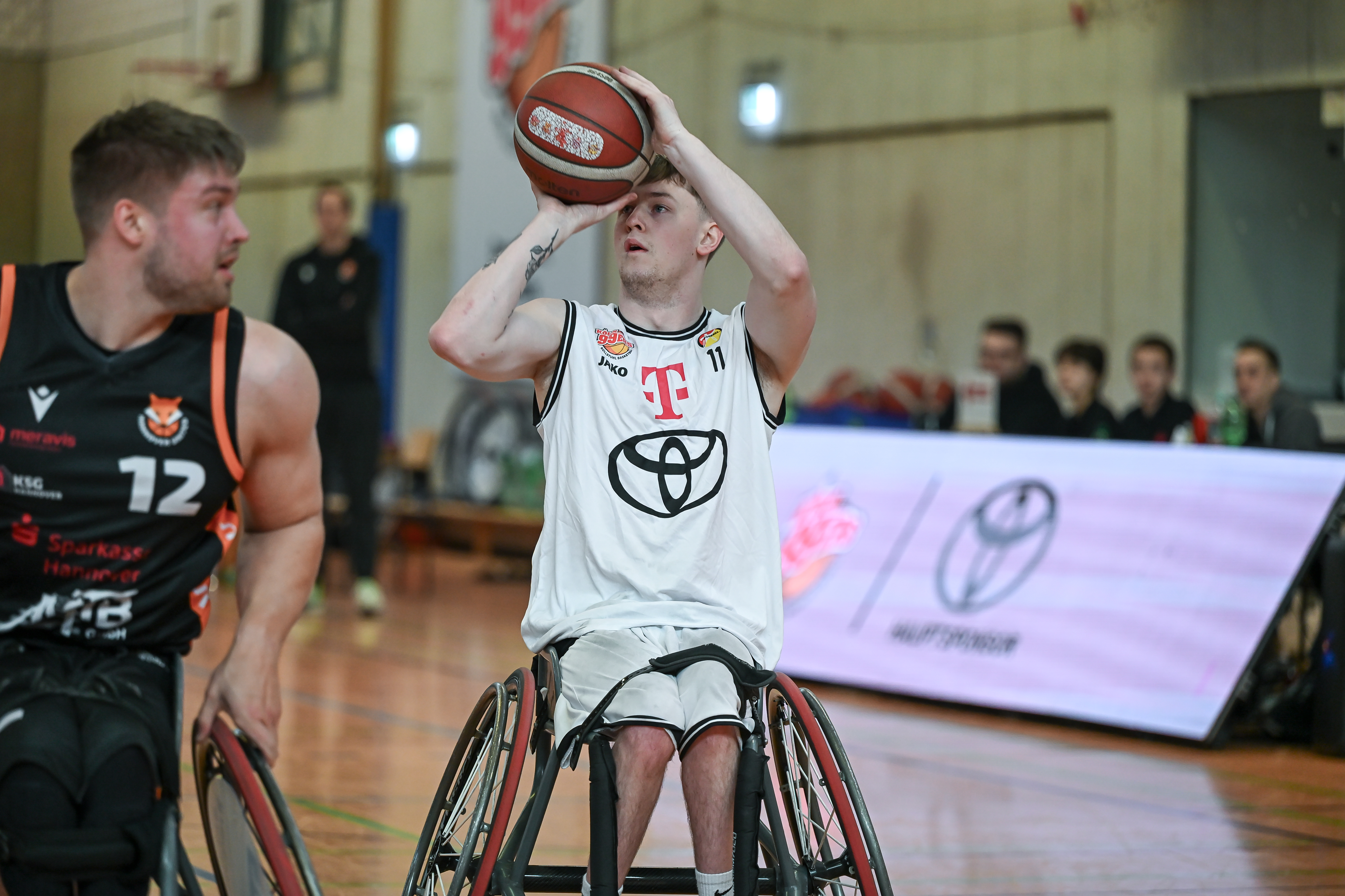 Toyota Deutschland verlängert Partnerschaft mit Köln 99ers<br>
Kooperation mit Rollstuhlbasketballern für zwei weitere Jahre beschlossen<br>
Urheber "Gero Müller-Laschet" 
