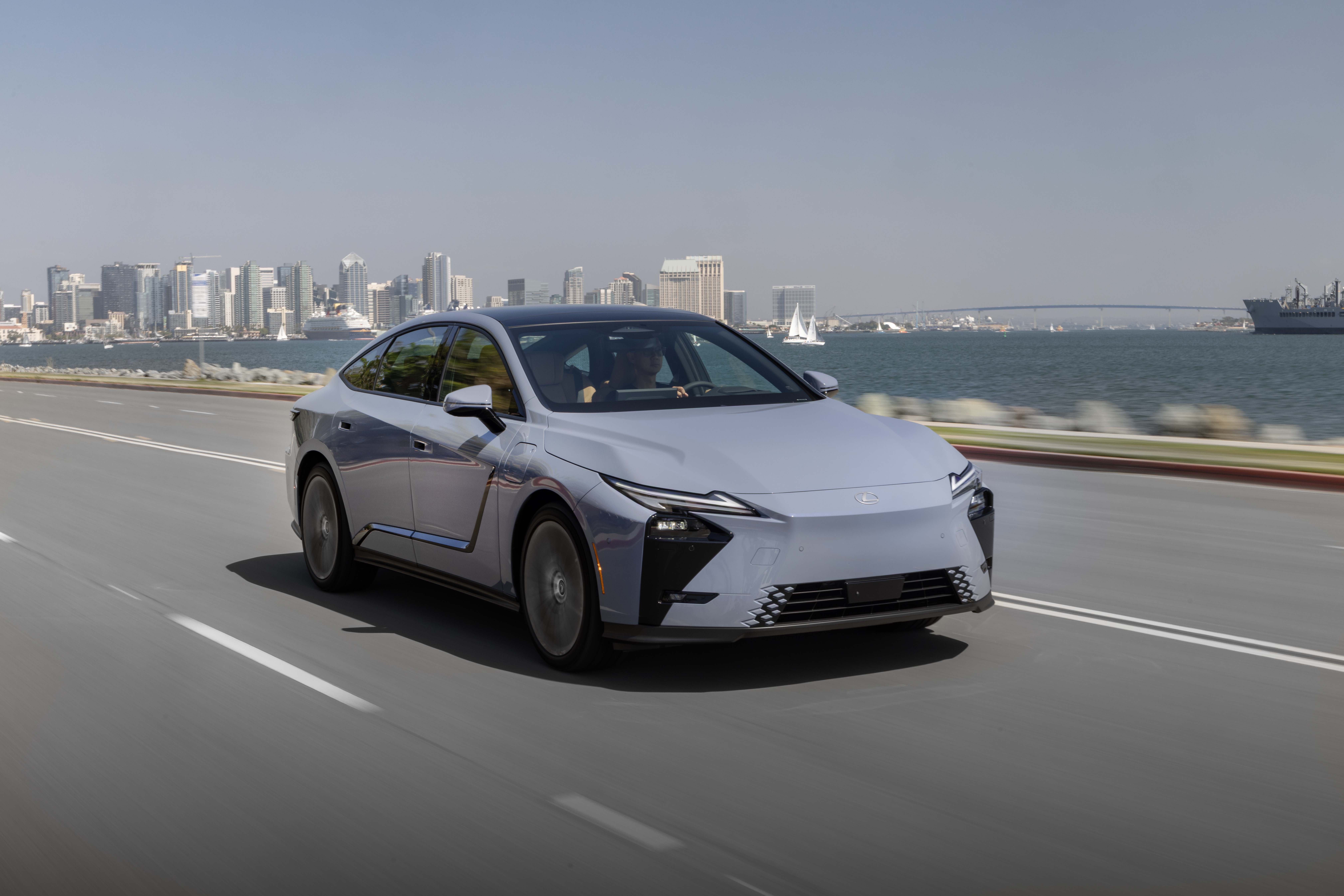 Lexus ES 350e