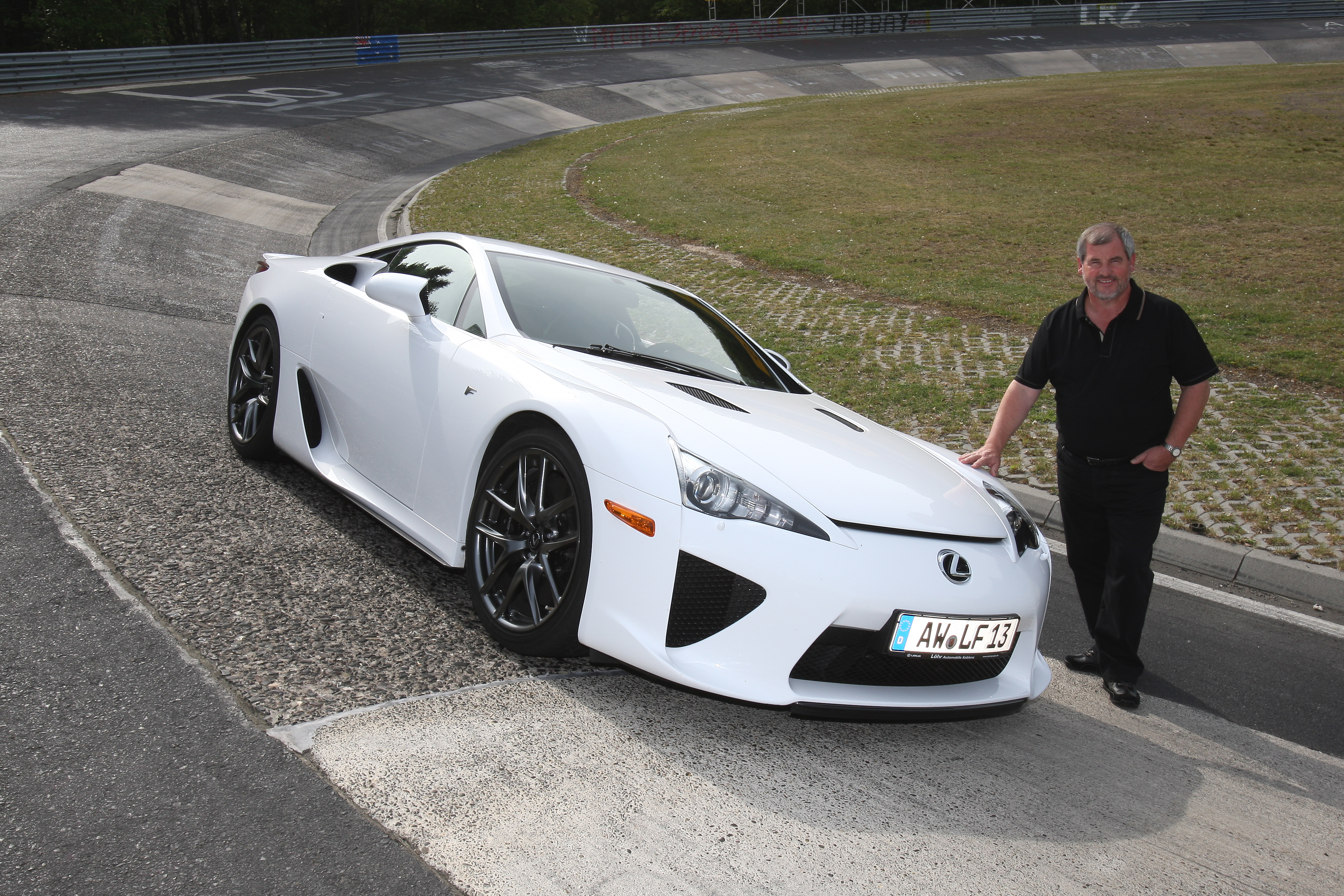 LEXUS LFA
