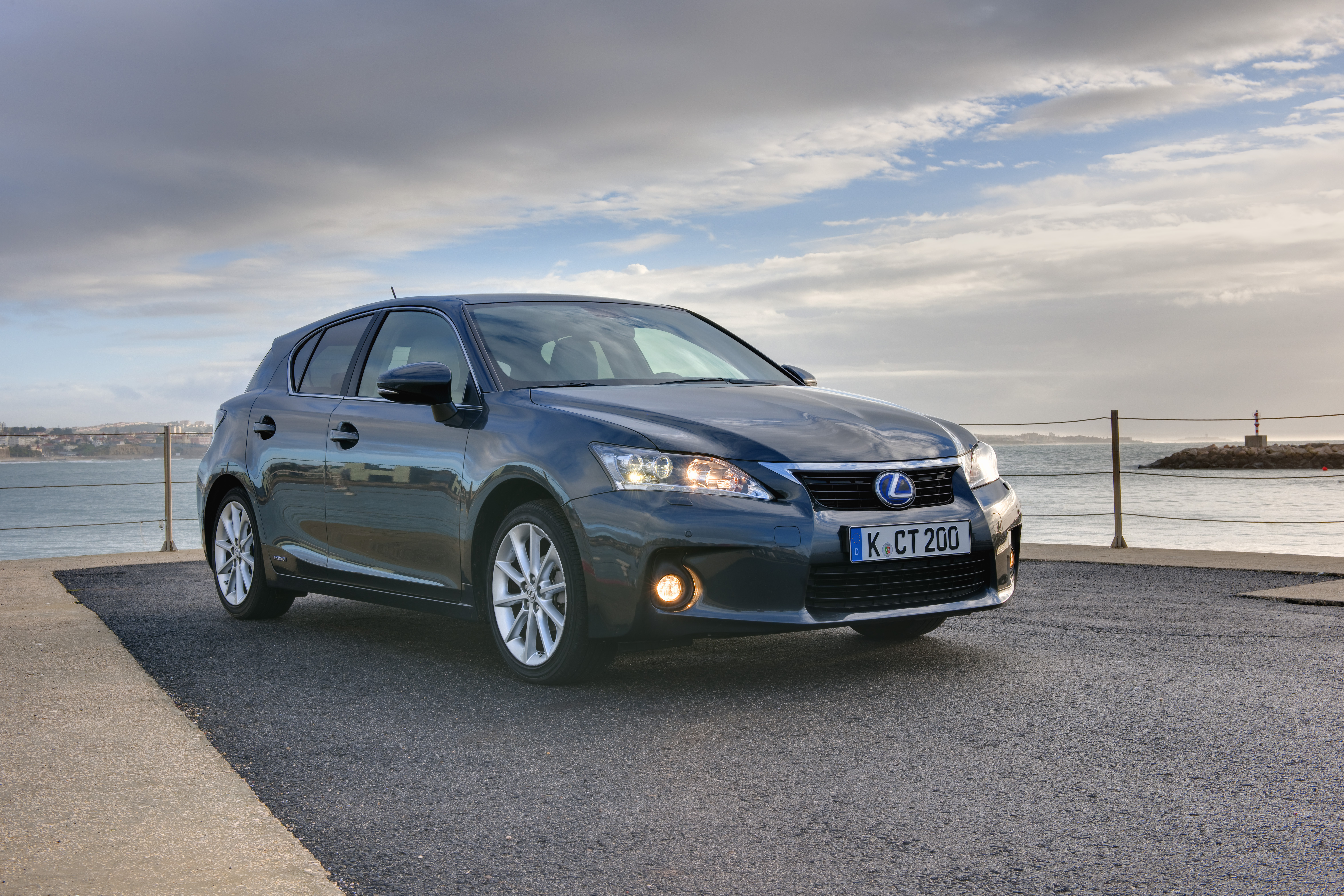 LEXUS CT 200h