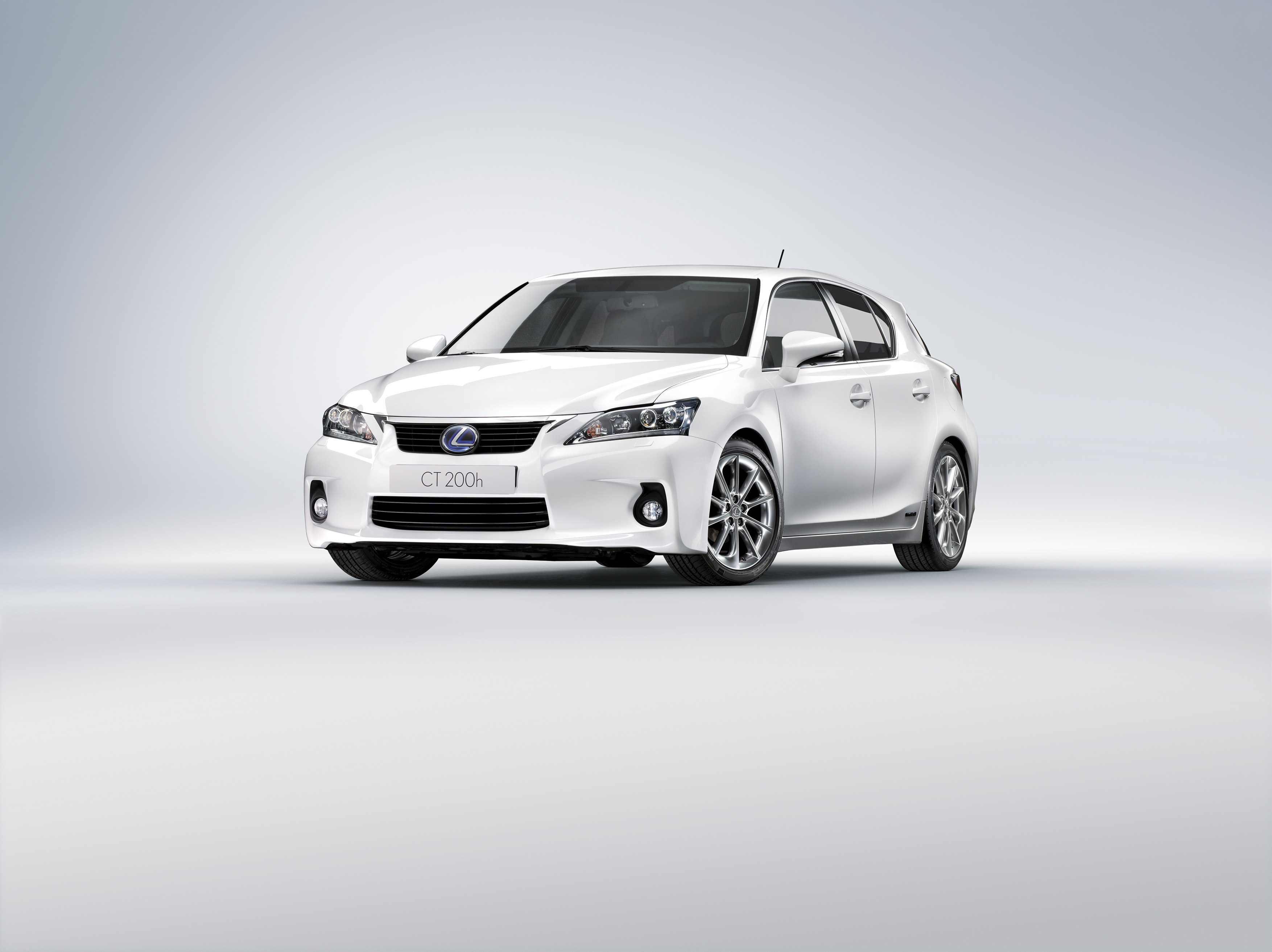 LEXUS CT 200h