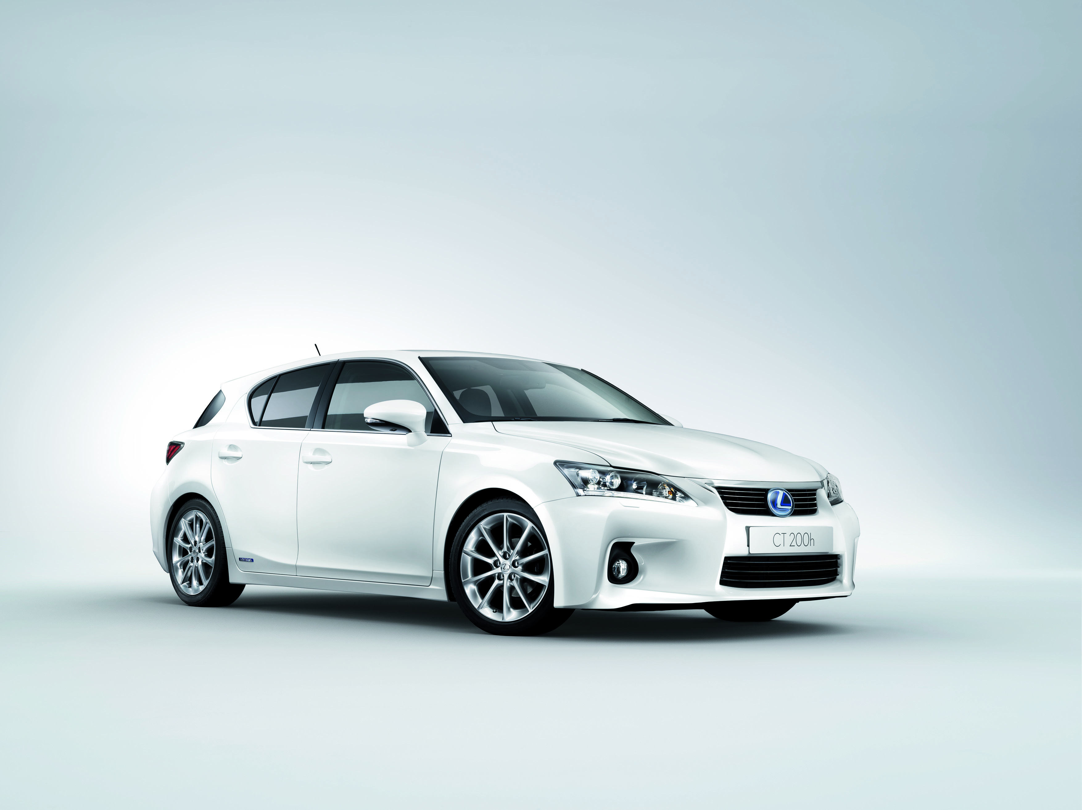 LEXUS CT 200h