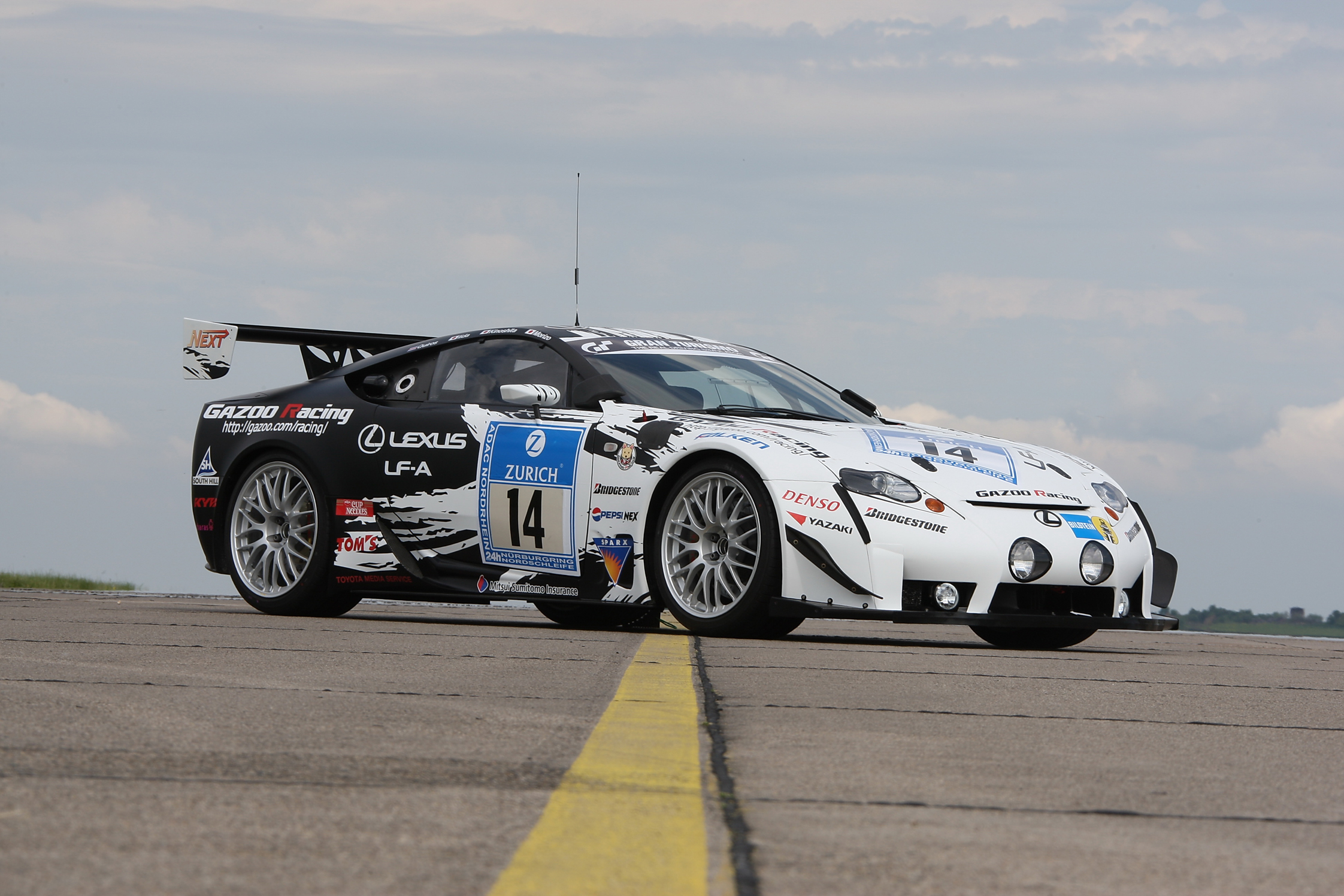 Lexus LF-A N2409 Exterior 1
