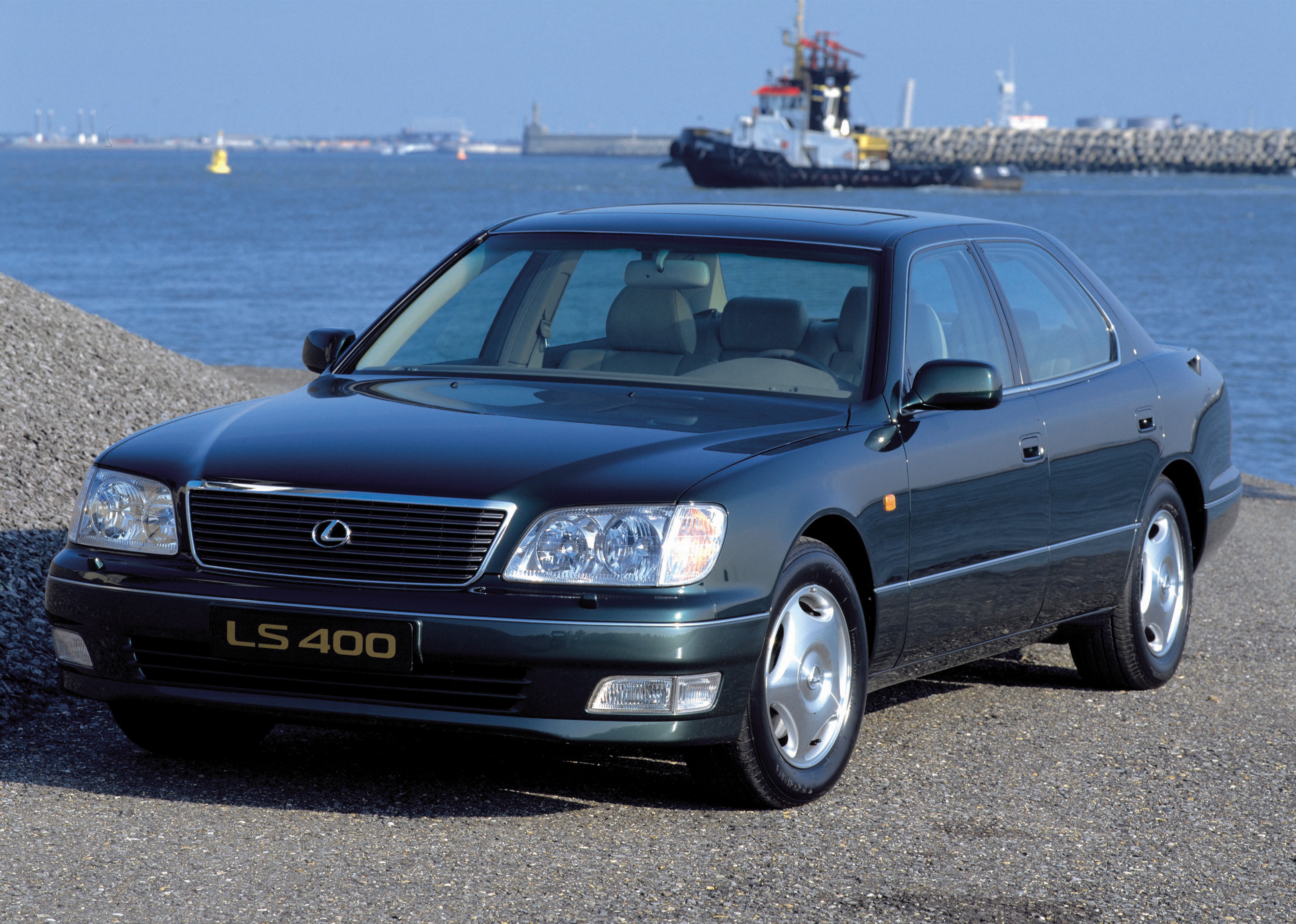Lexus LS 400  (HST_250452)