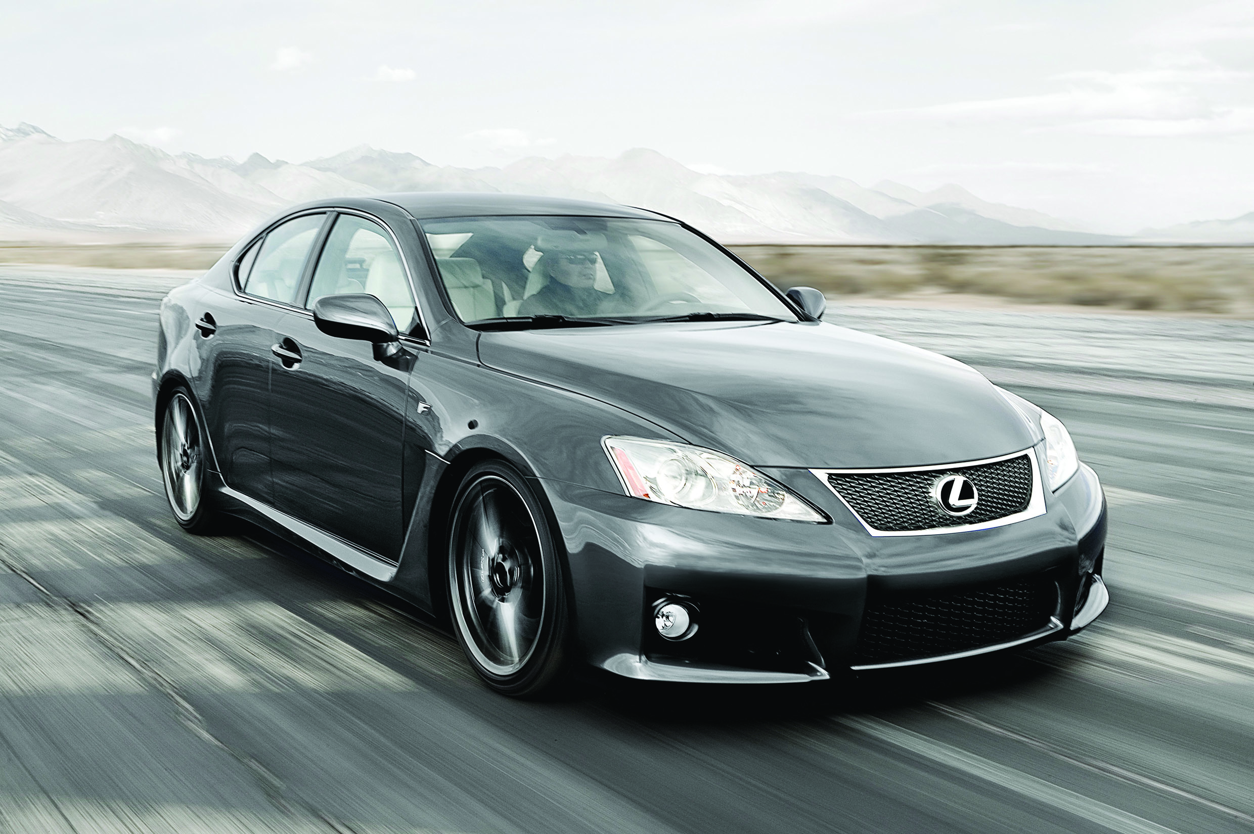 Lexus gibt Gas: Mit dem neuen IS F legt die Marke einen veritablen Sportwagen auf.