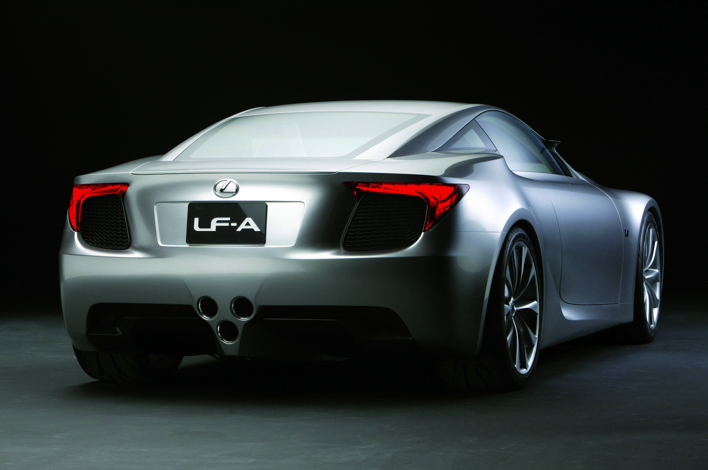 Lexus LF-A: Betörende Form - maximale Leistung