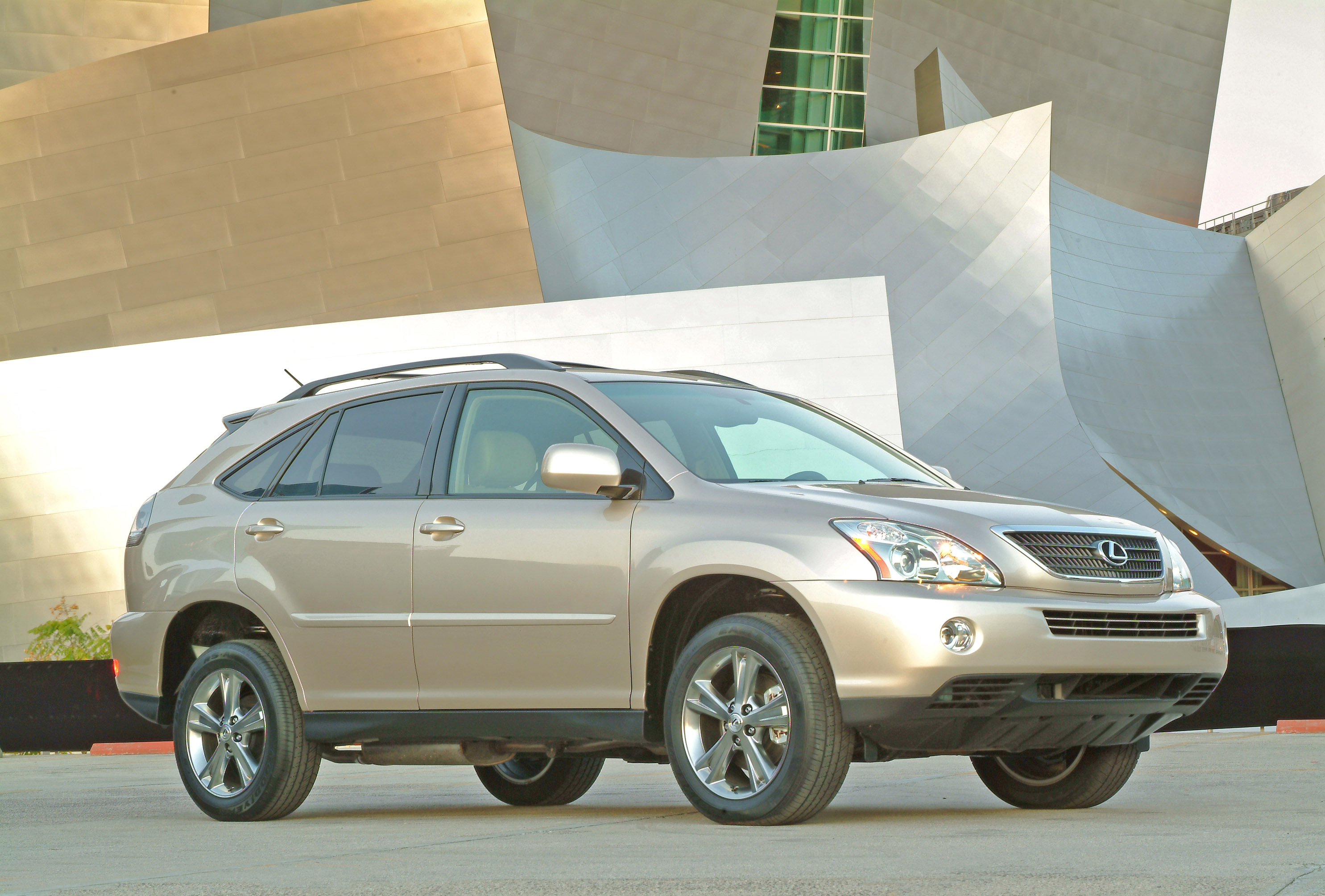 Lexus RX 400h - 01