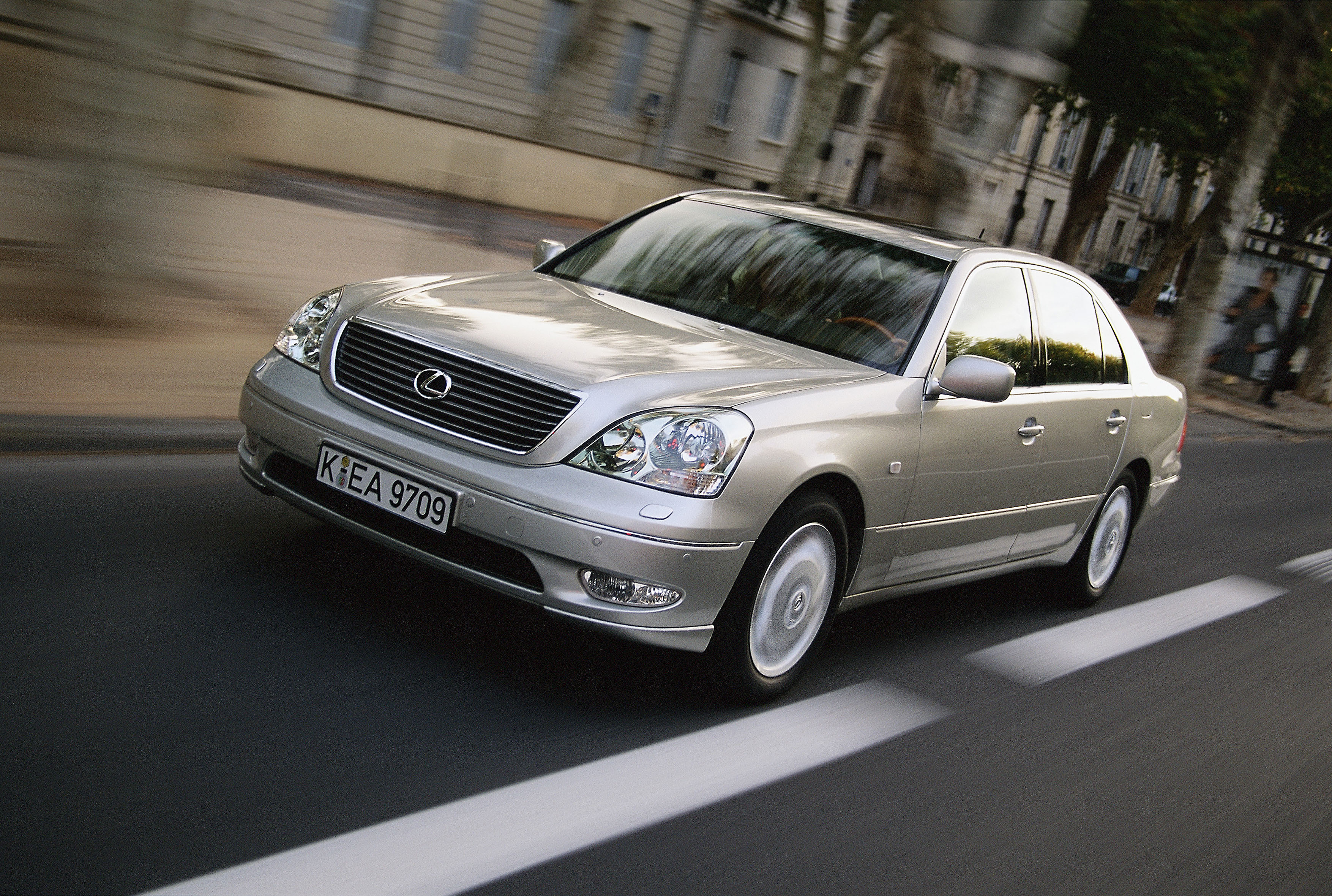 Lexus LS 430