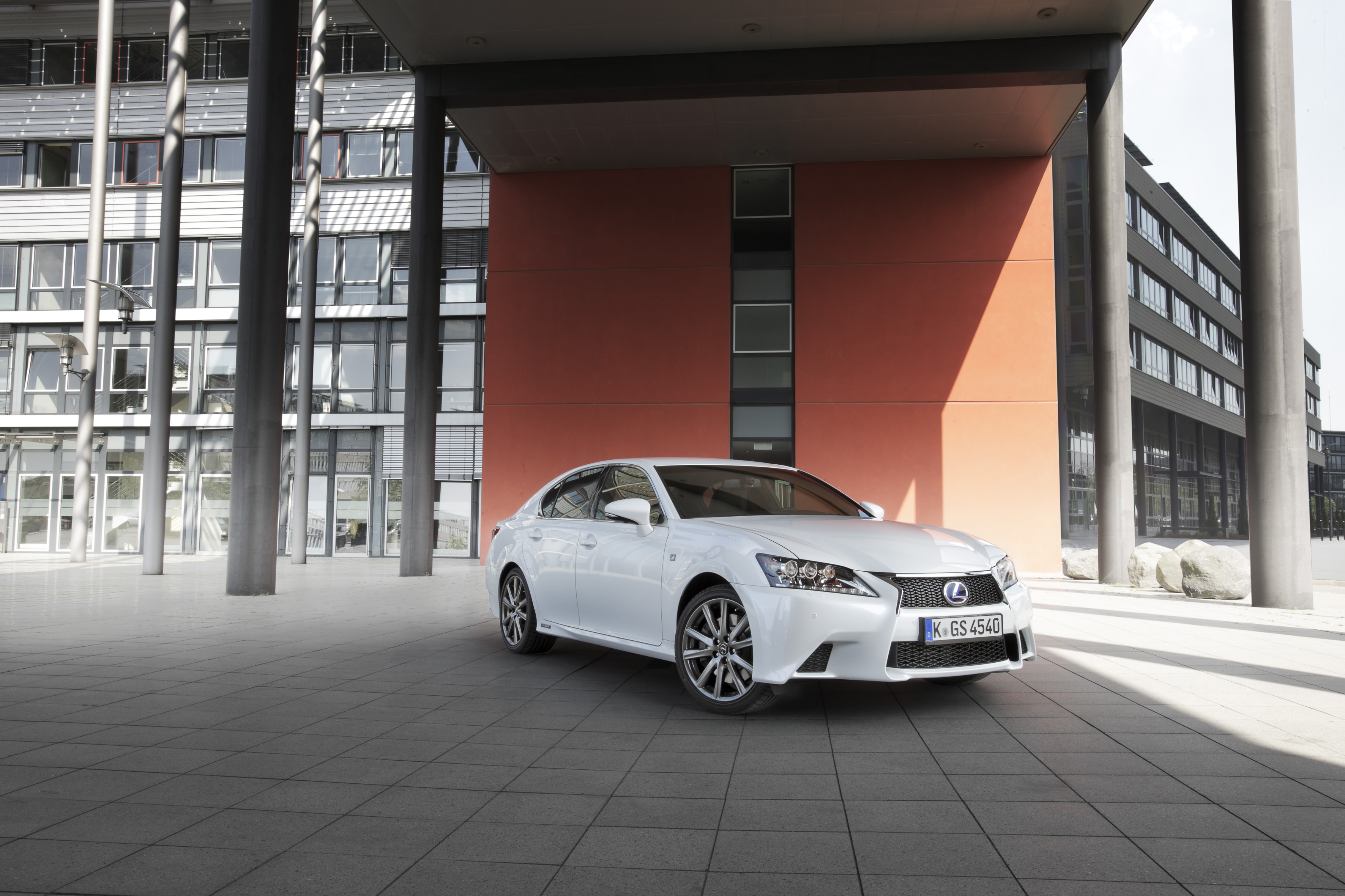Lexus GS 450h F-Sport (2012)