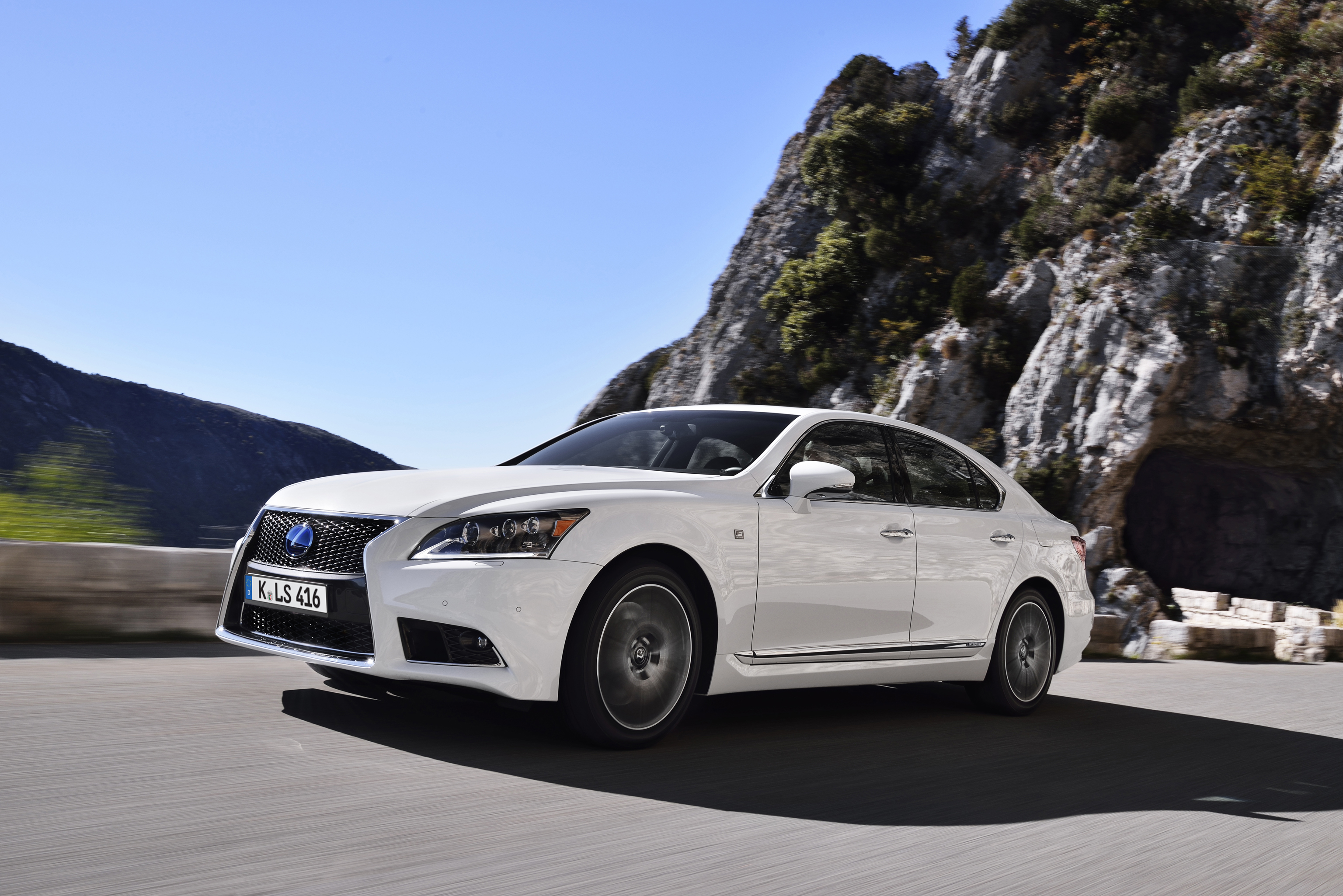 F_SPORT_DYN_10.JPG