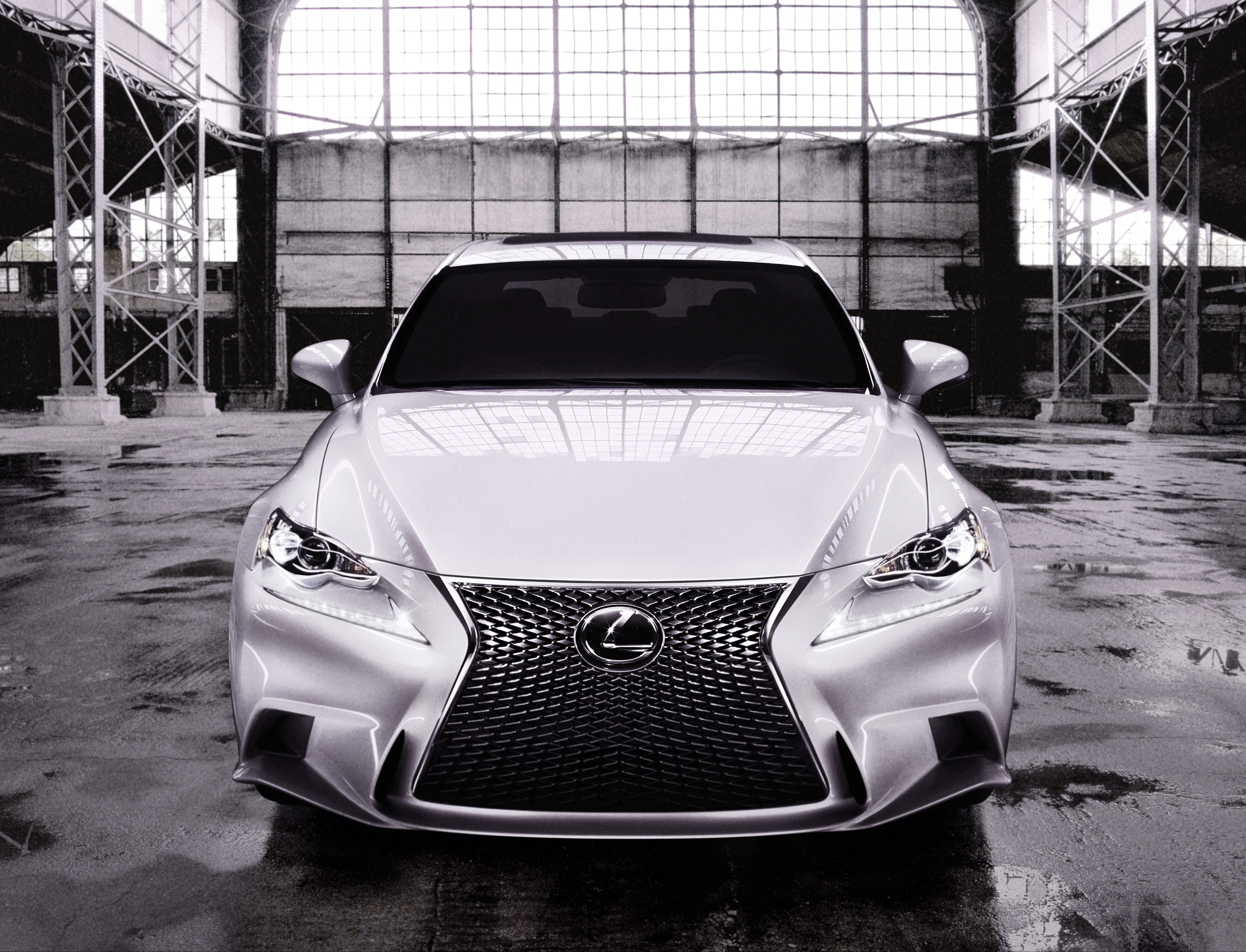 1 Der neue Lexus IS