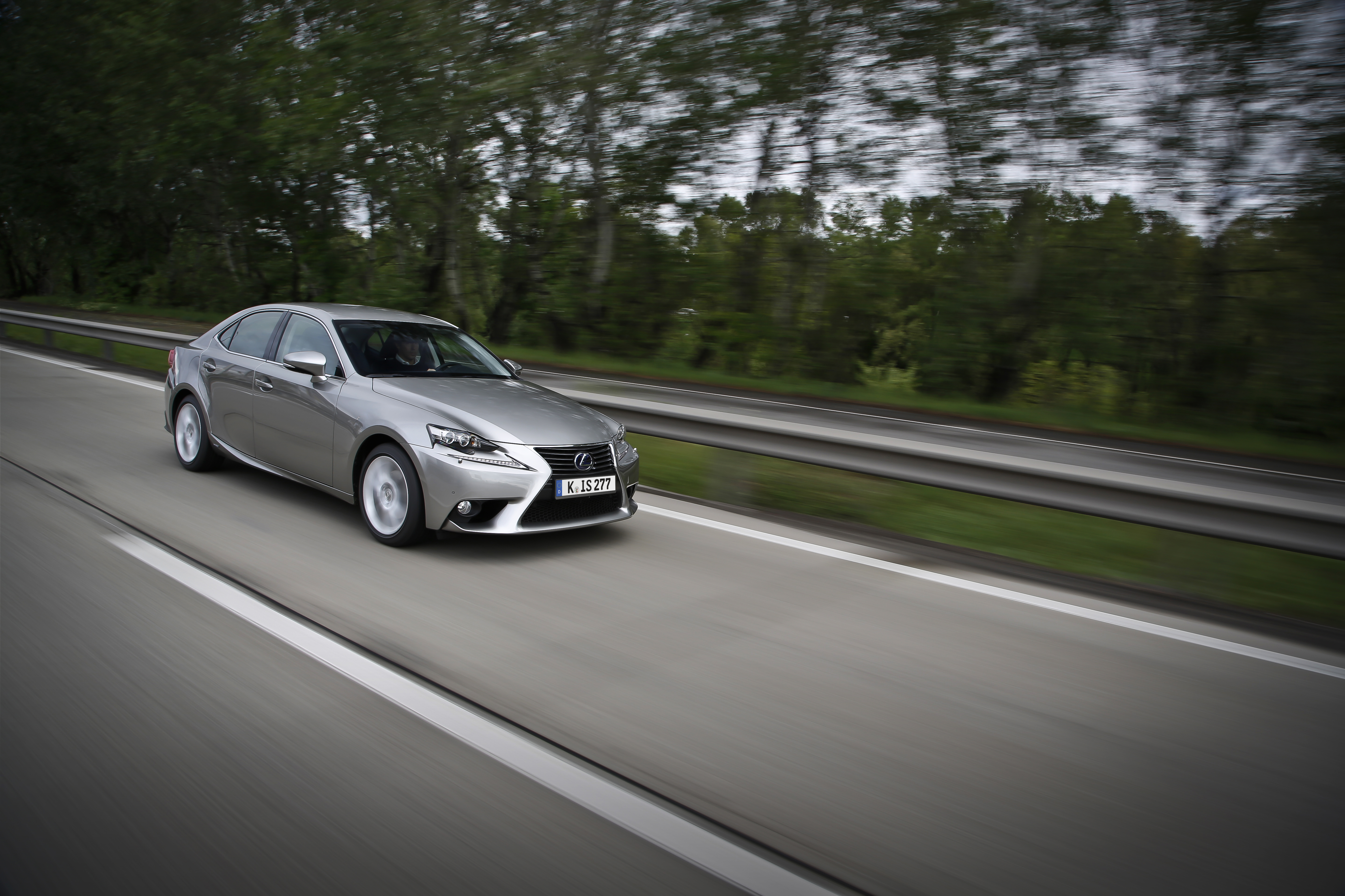 Lexus IS 300h