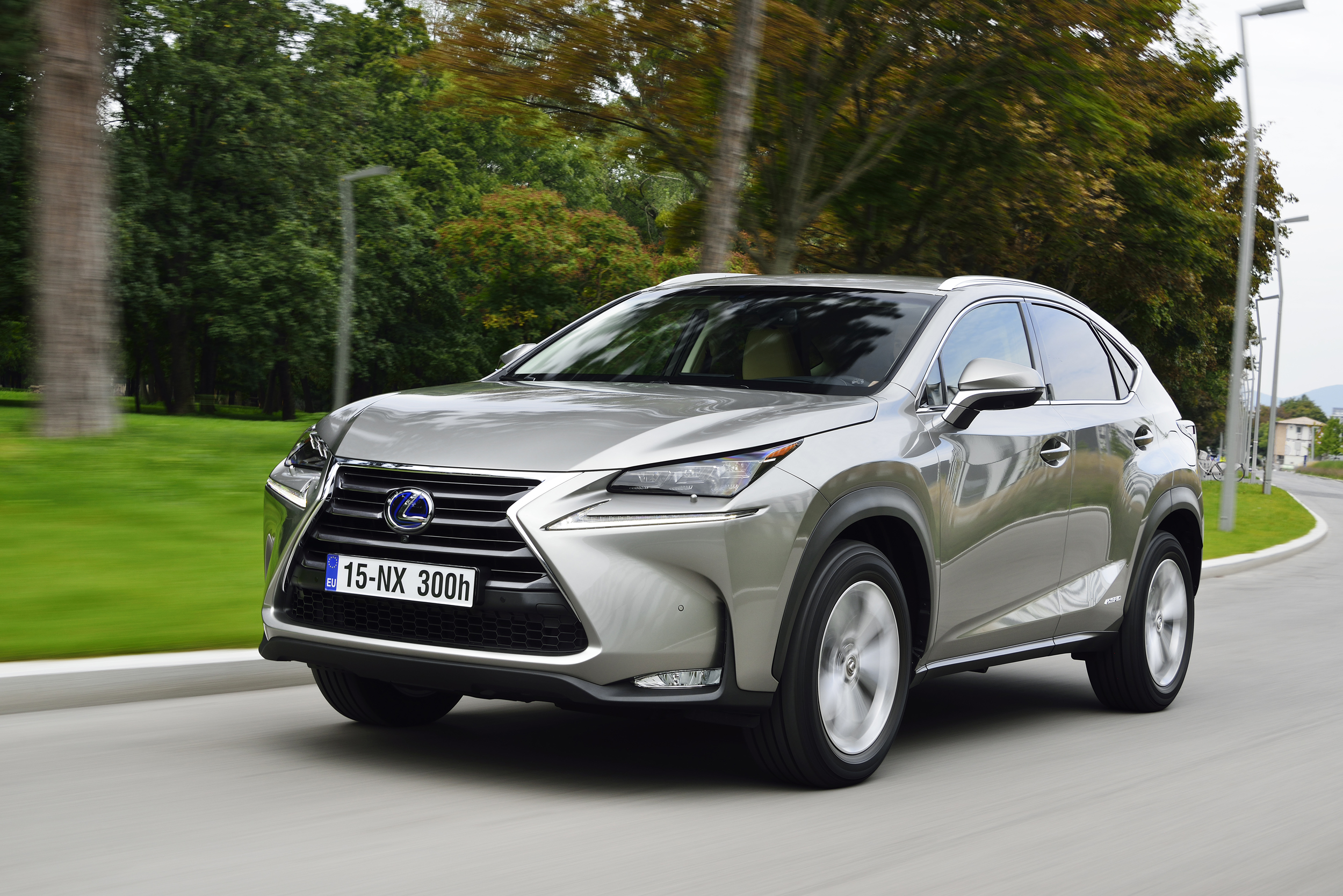 Lexus NX 300h 2014