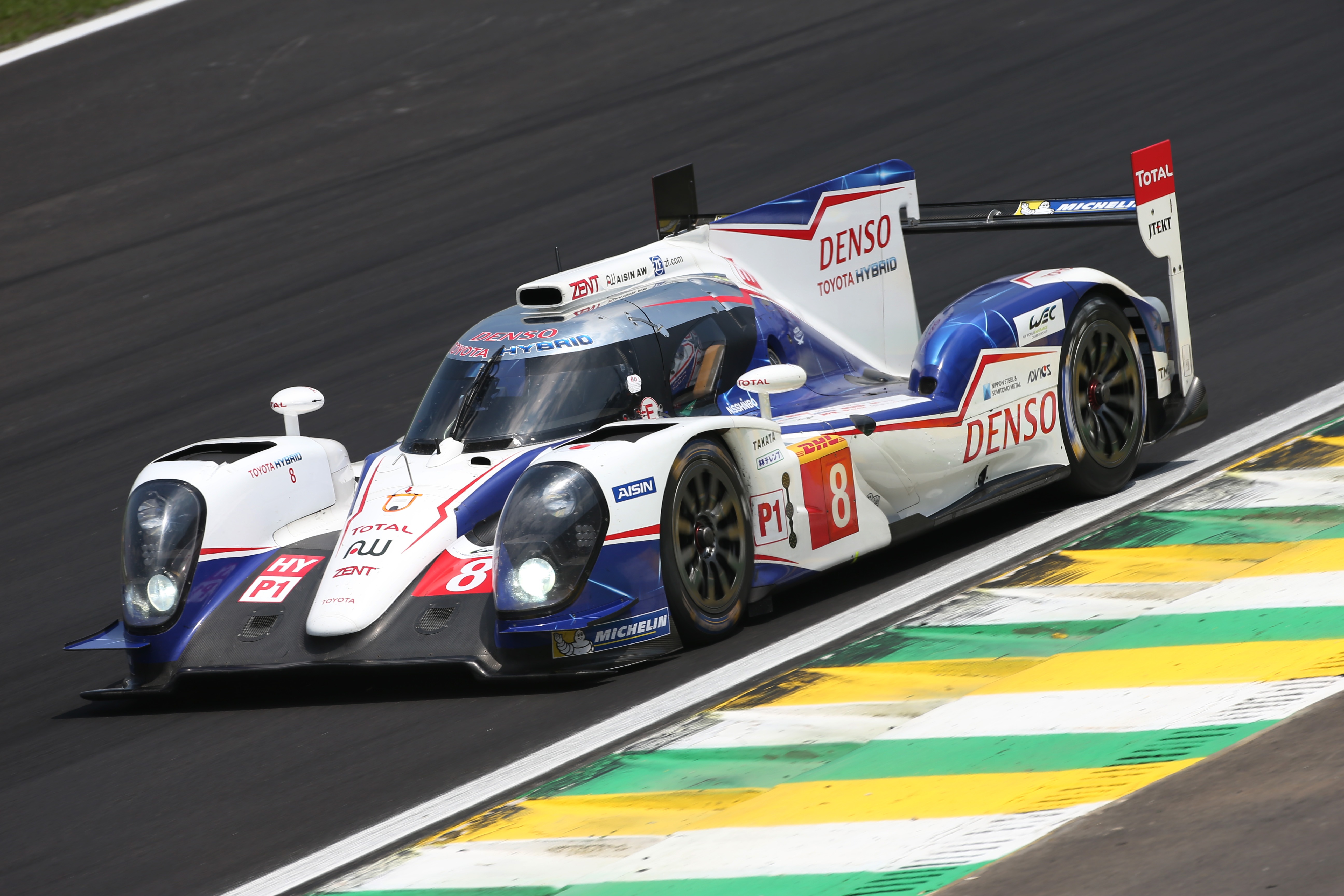 Toyota TS040 Hybrid