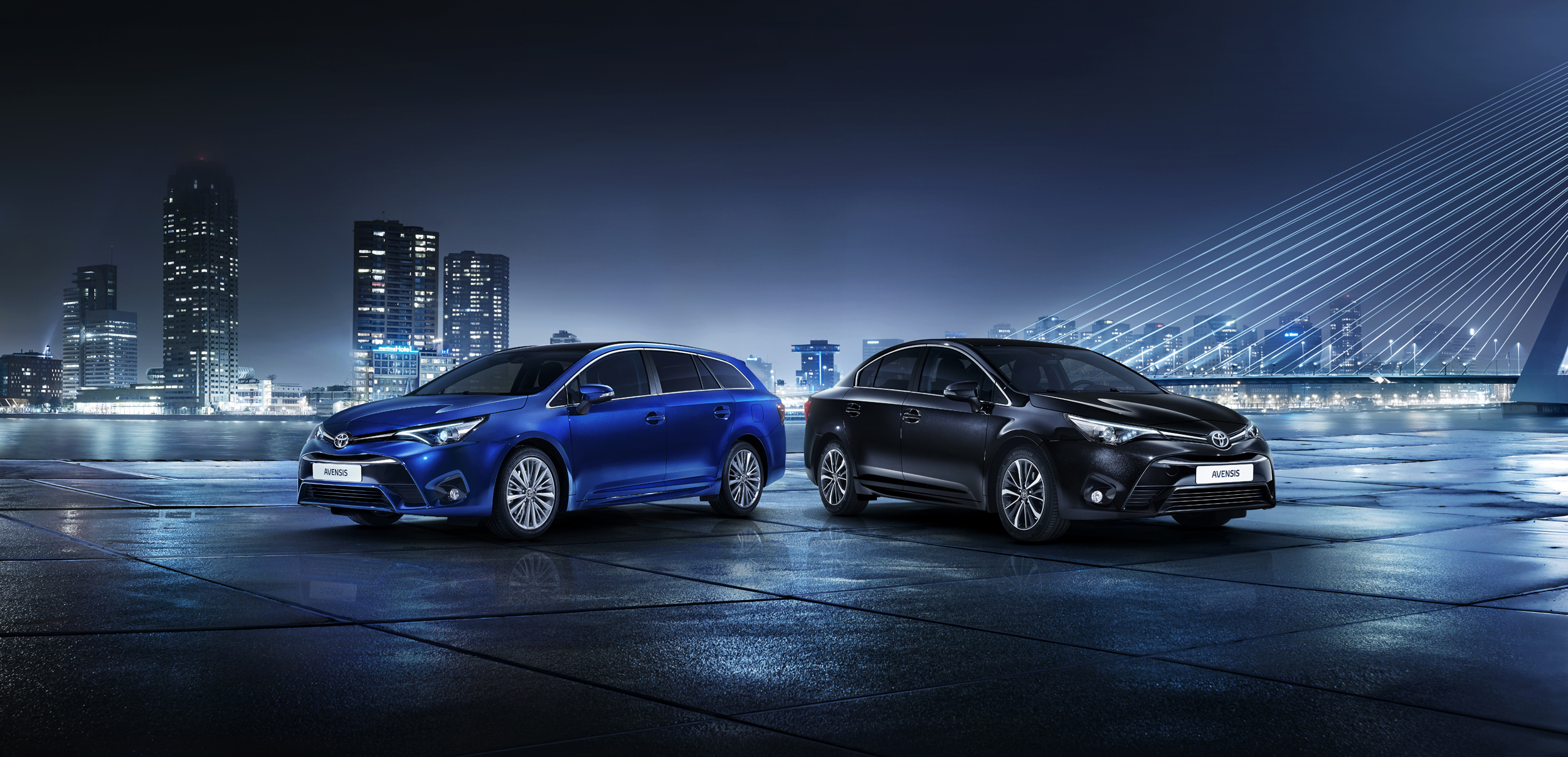 AVENSIS_NIGHT_18_DPL_2015_GROUP.jpg