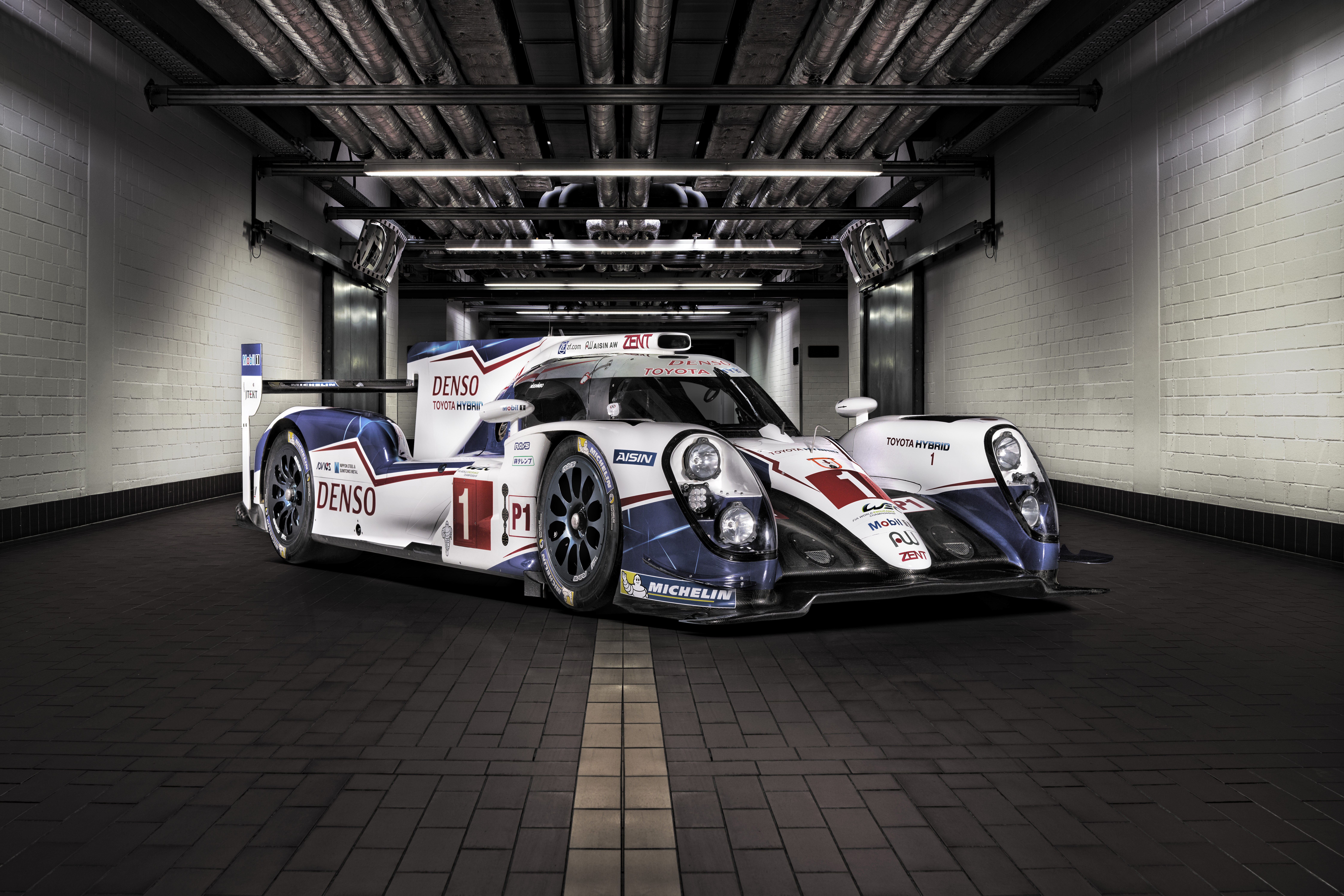 05 TMG LMP1 2015 Location.jpg